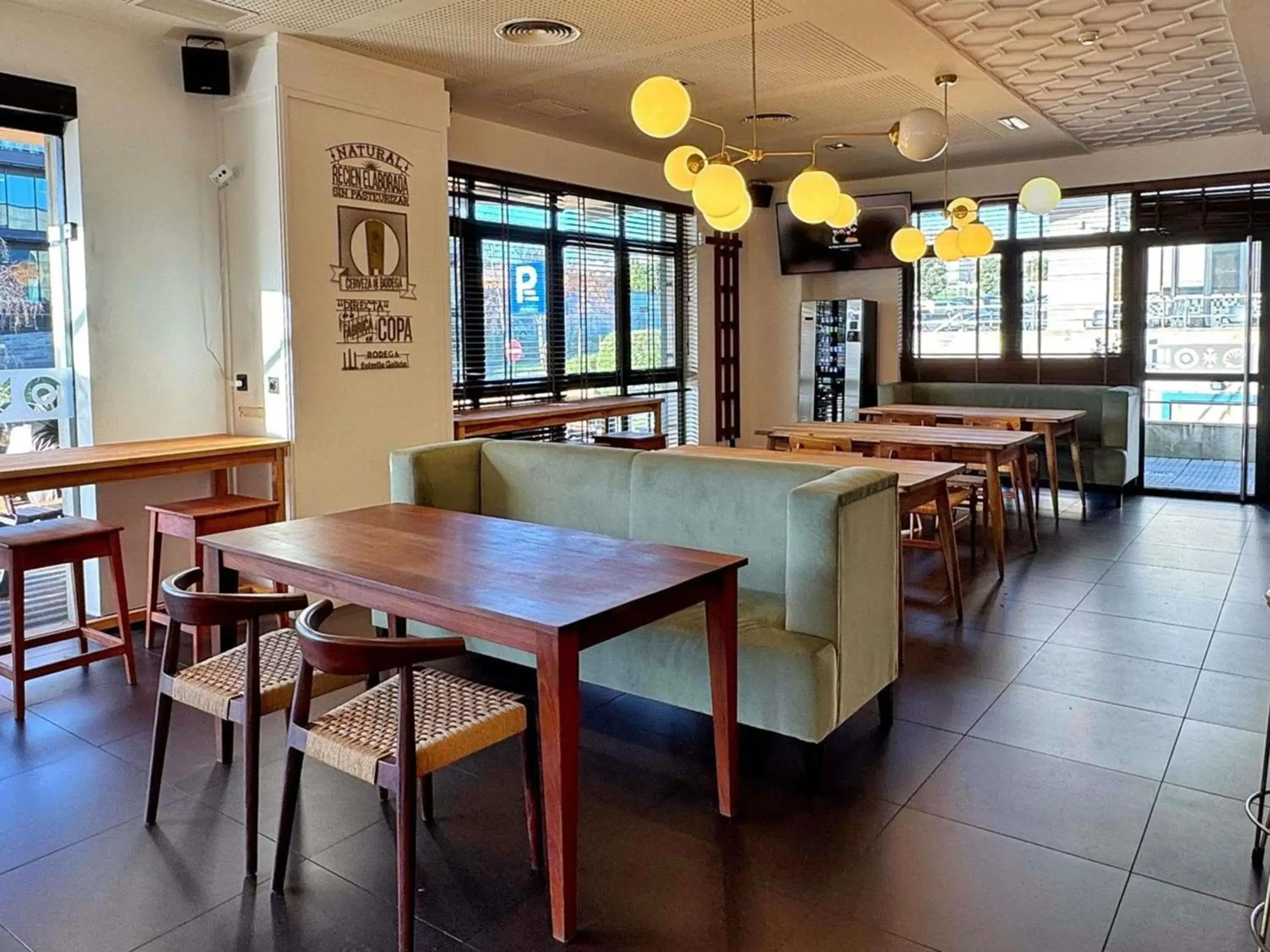 Restaurant/places to eat in Ibis Styles A Coruna Restaurant/places to eat in Ibis Styles A Coruna