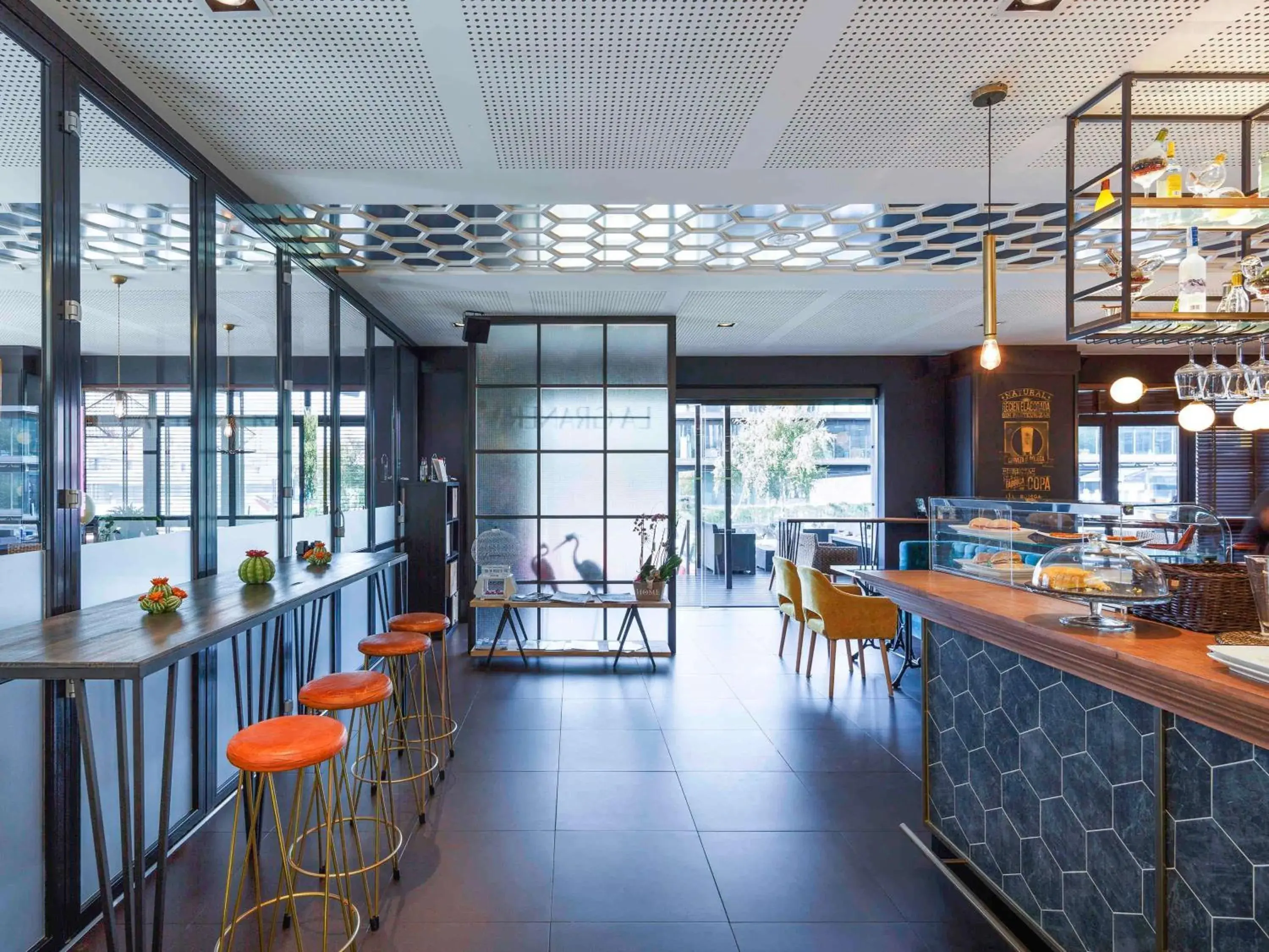 Restaurant/places to eat in Ibis Styles A Coruna Restaurant/places to eat in Ibis Styles A Coruna