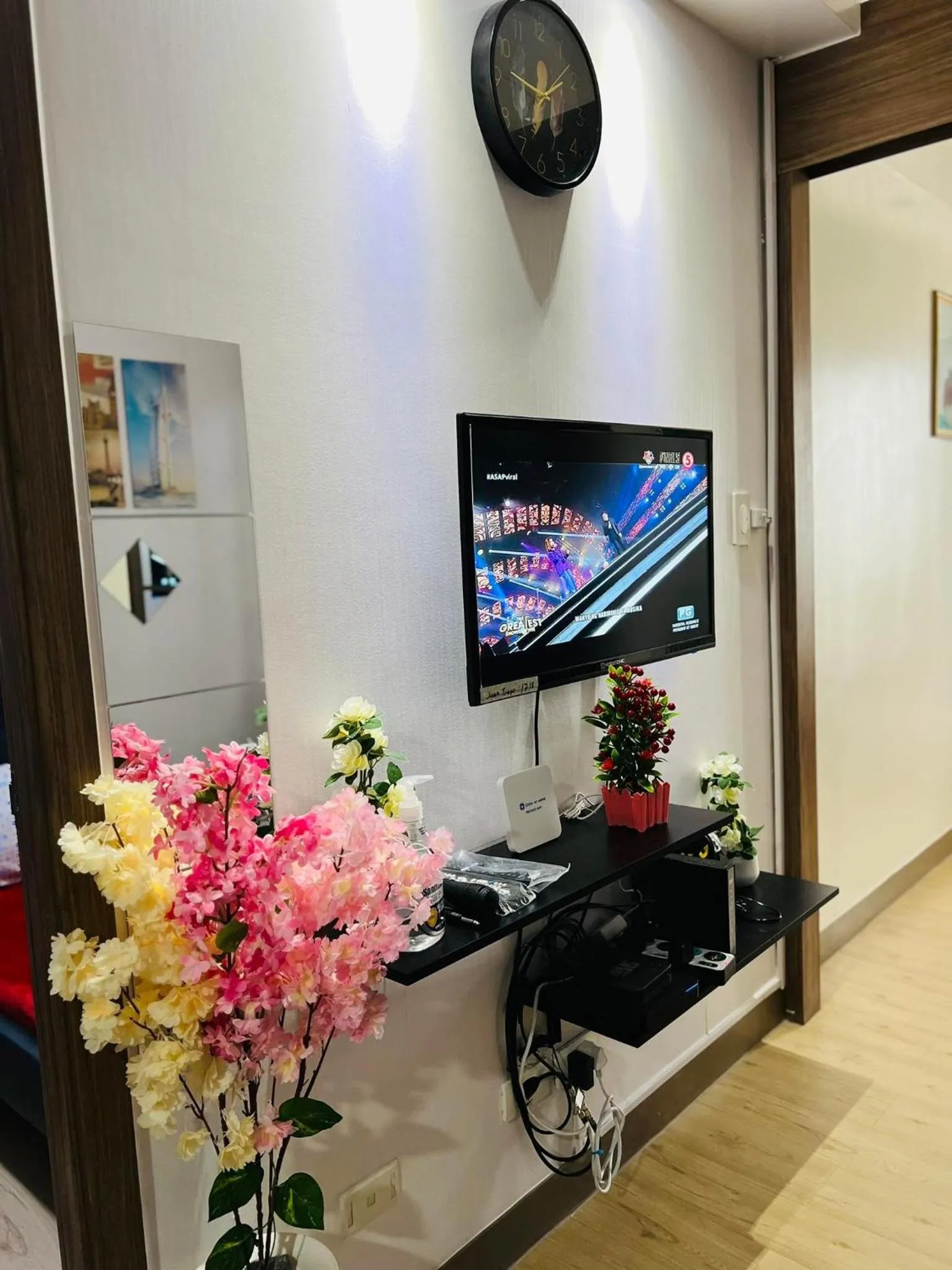 OneTiago Staycation - Spring Residences Paranaque
