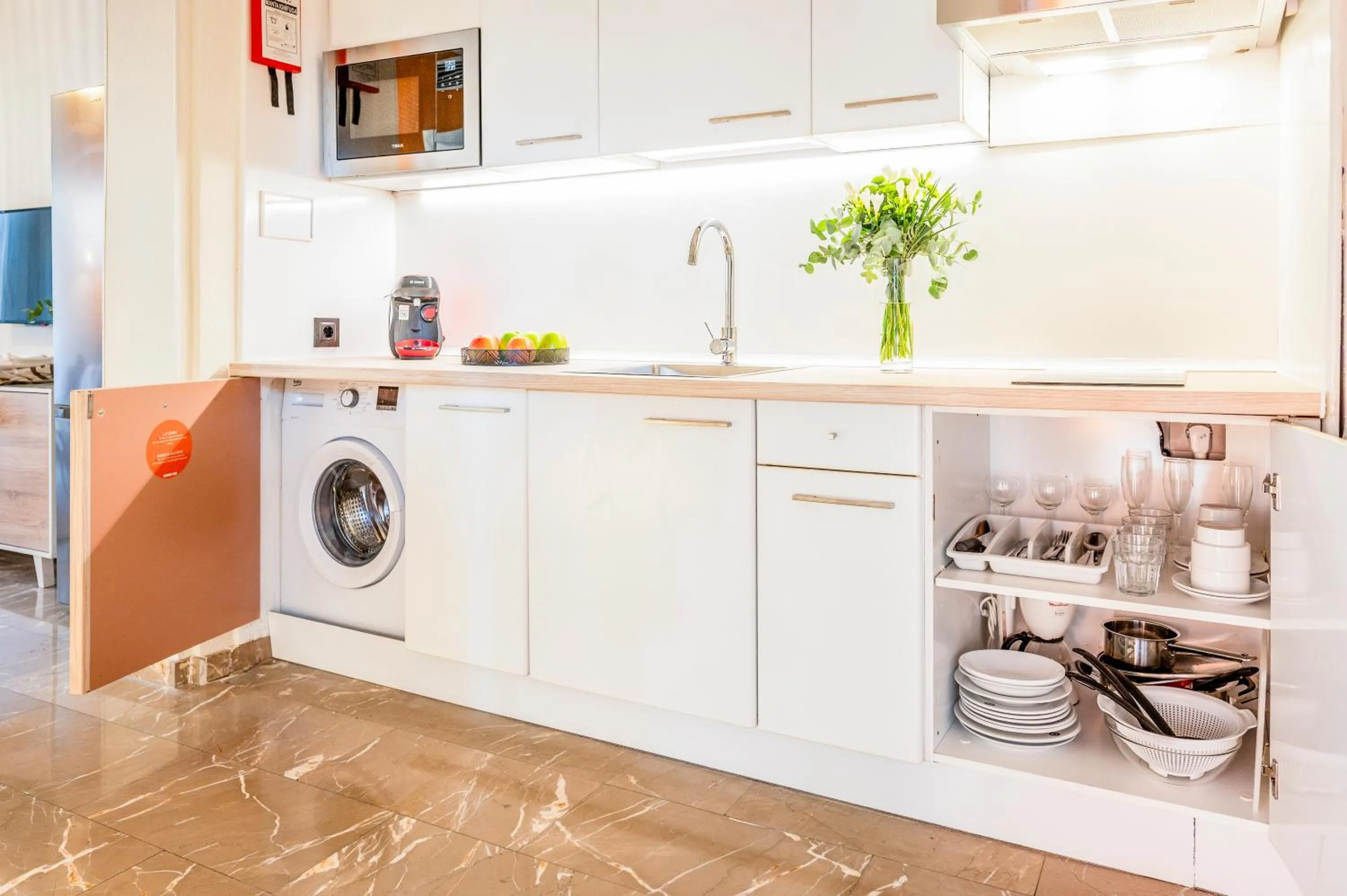 Coffee/tea facilities in Apartamentos G3 Galeon