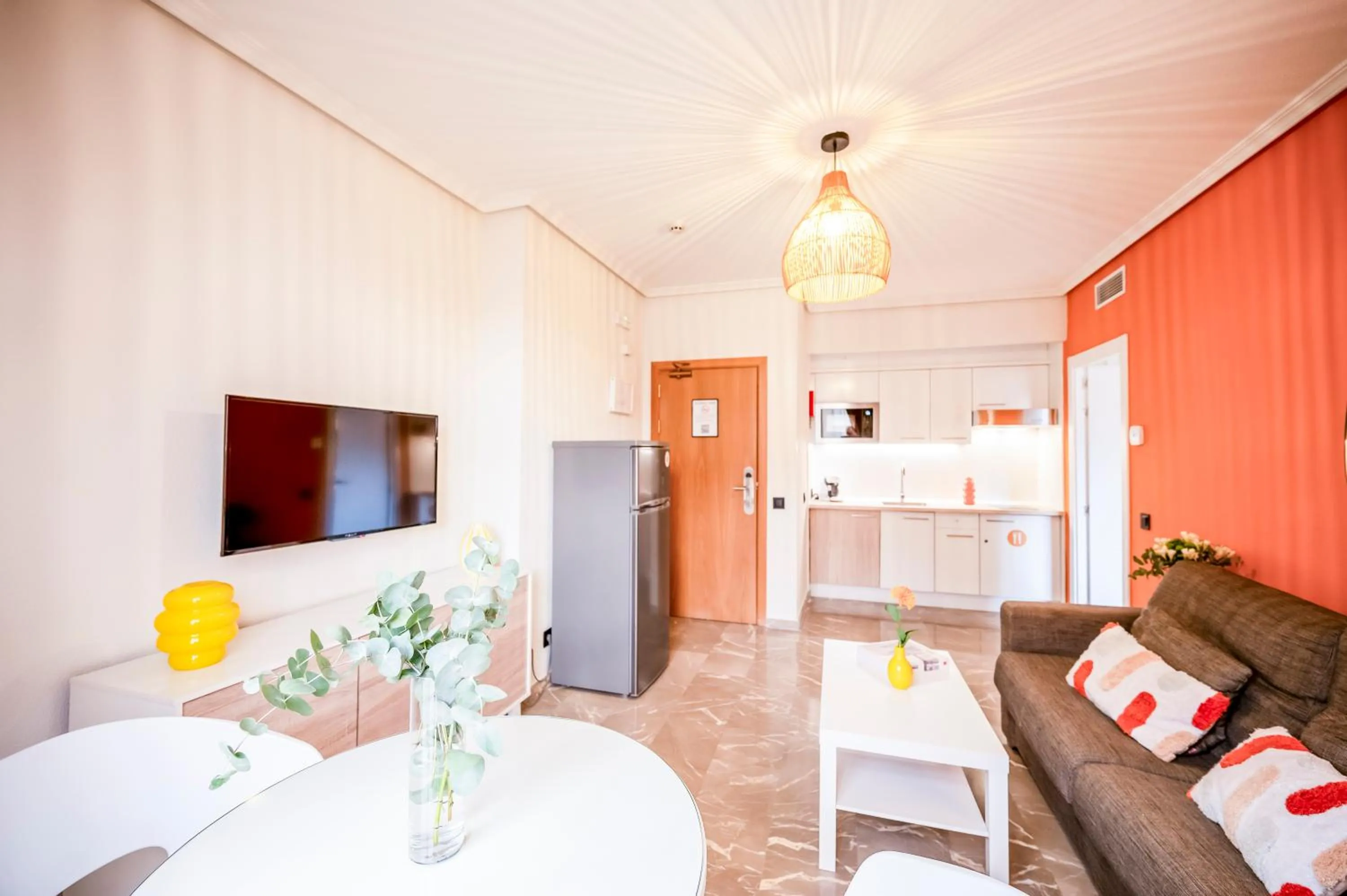 TV and multimedia in Apartamentos G3 Galeon