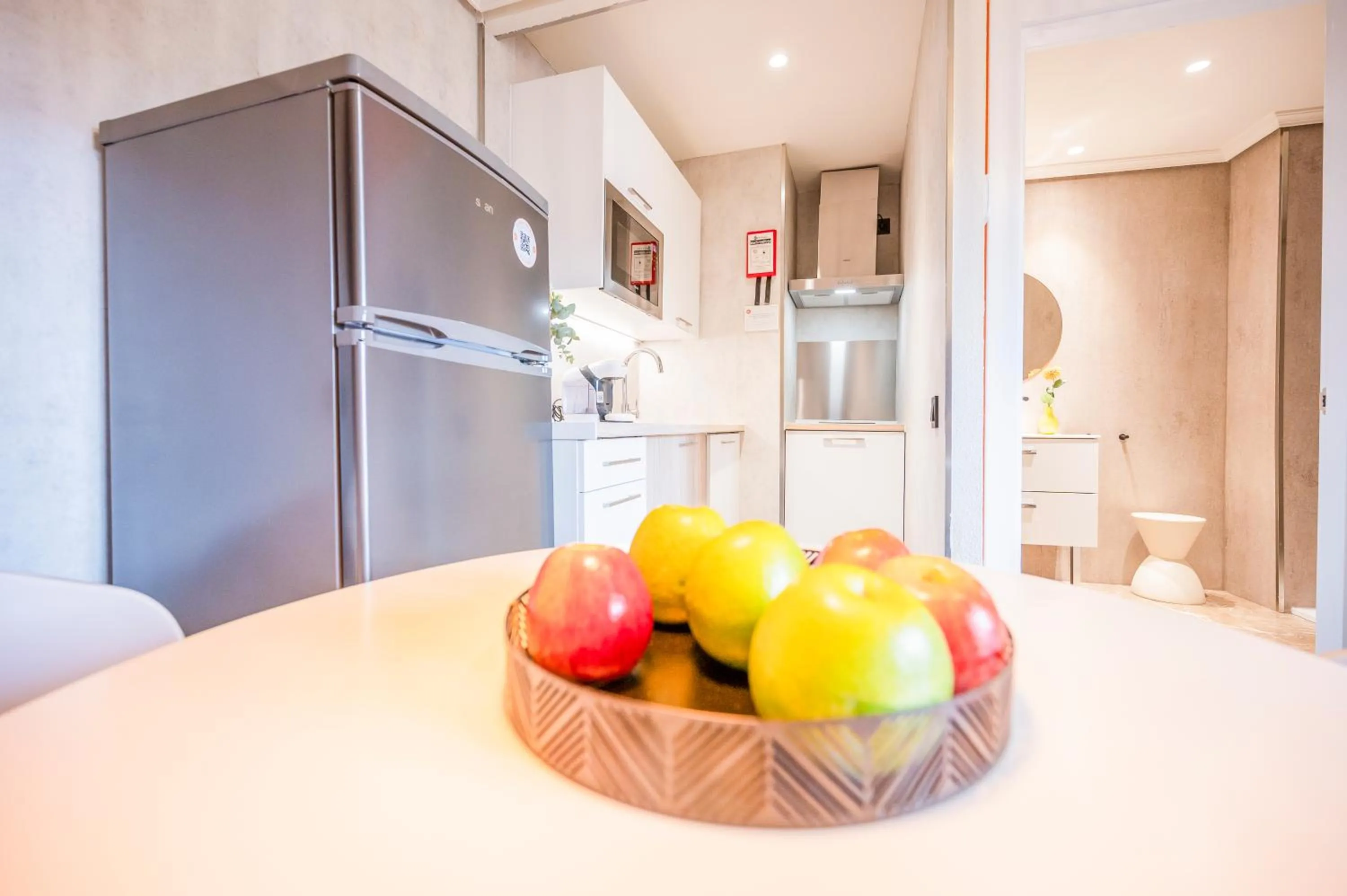 Kitchen or kitchenette in Apartamentos G3 Galeon