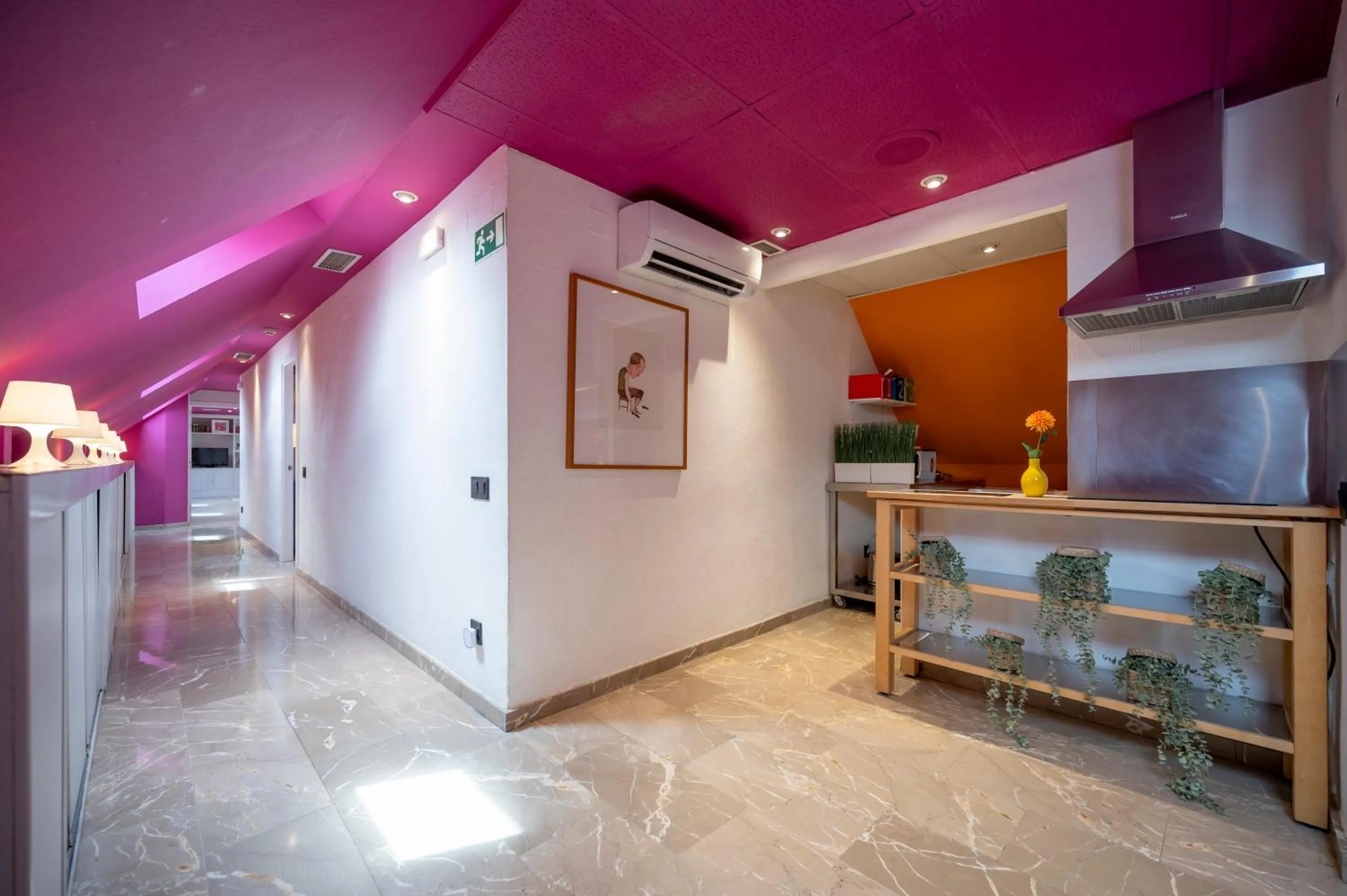 Kitchen or kitchenette in Apartamentos G3 Galeon