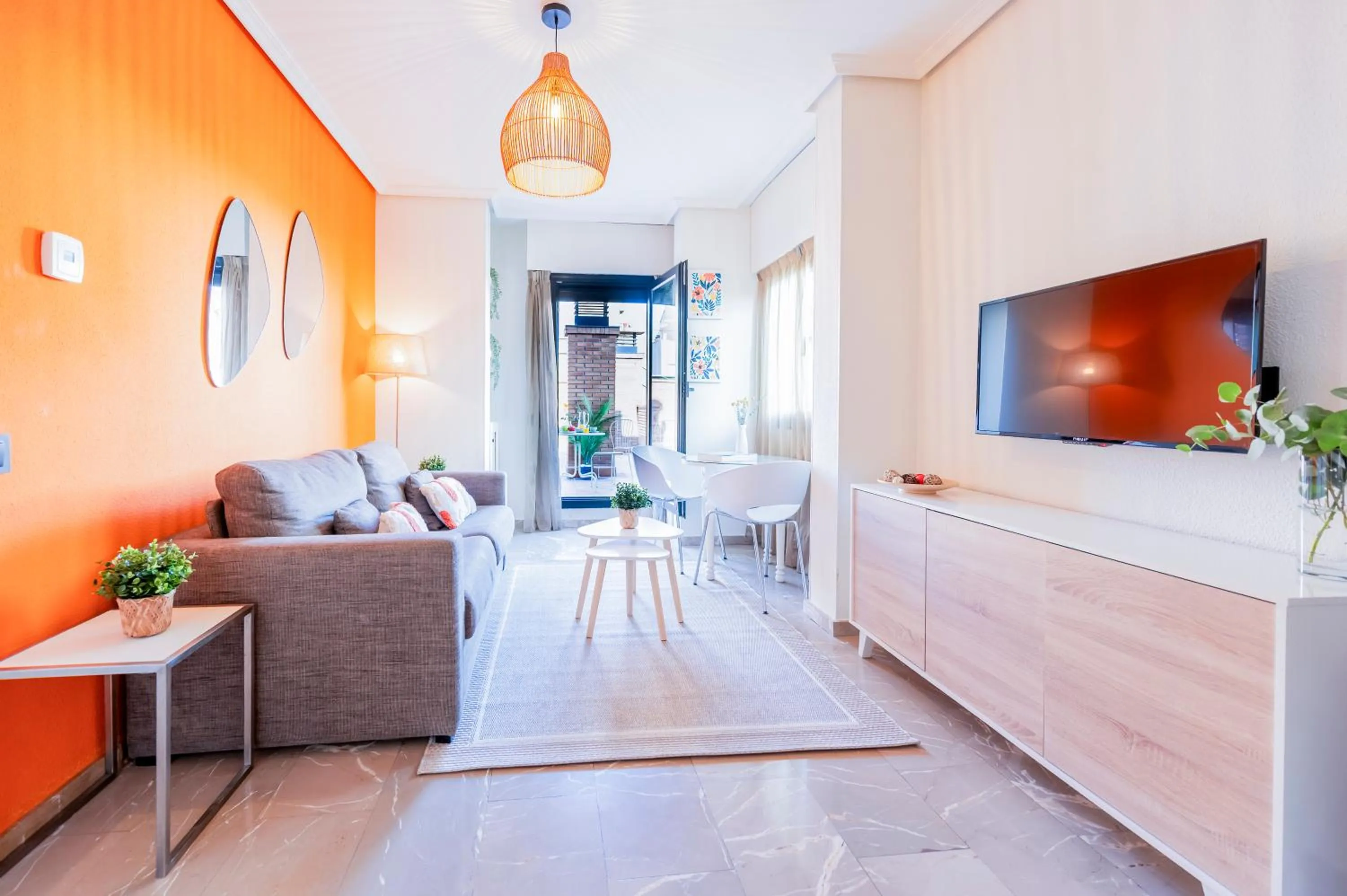 Communal lounge/ TV room in Apartamentos G3 Galeon