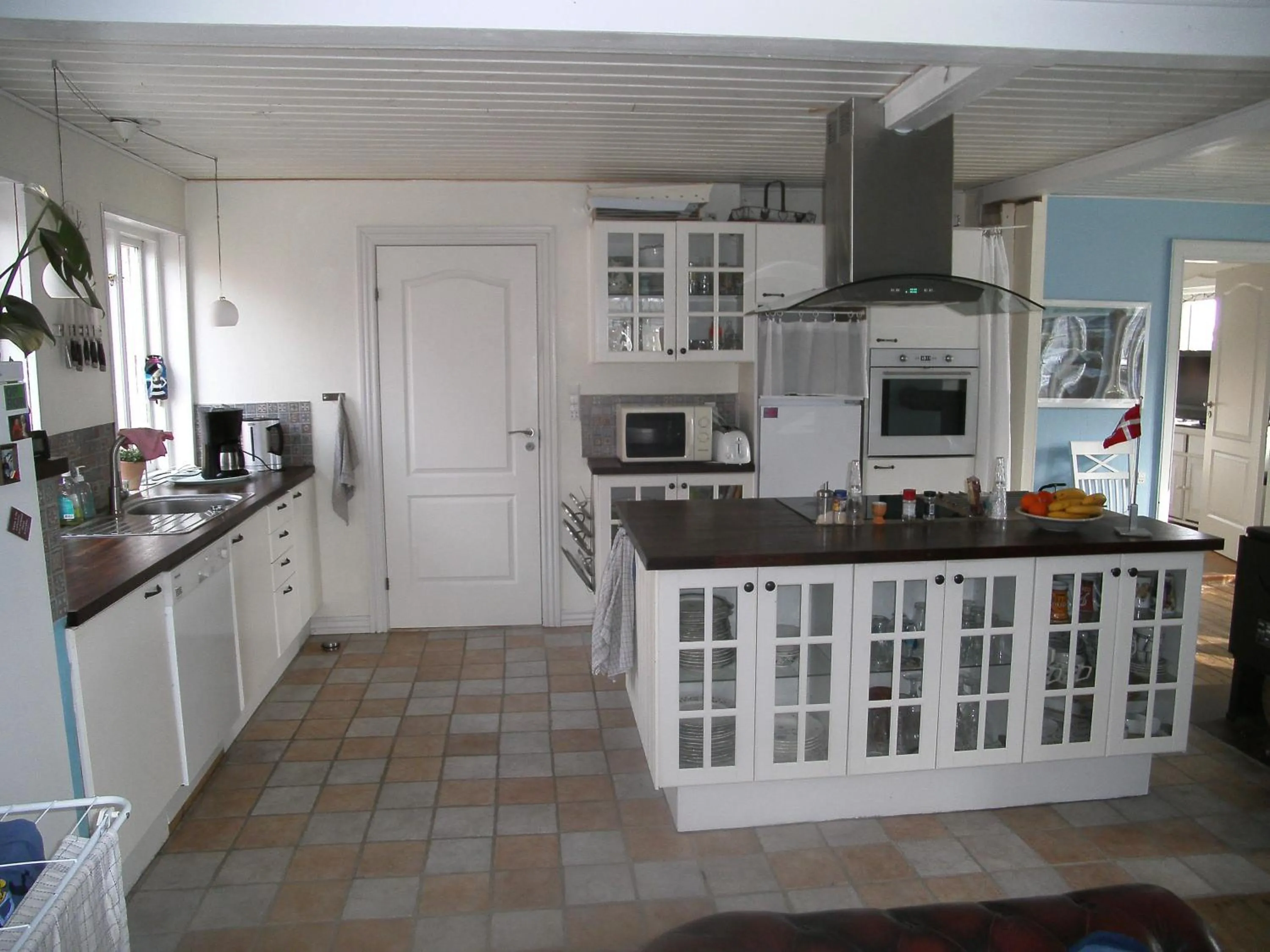 Communal kitchen in Belvedere B&B