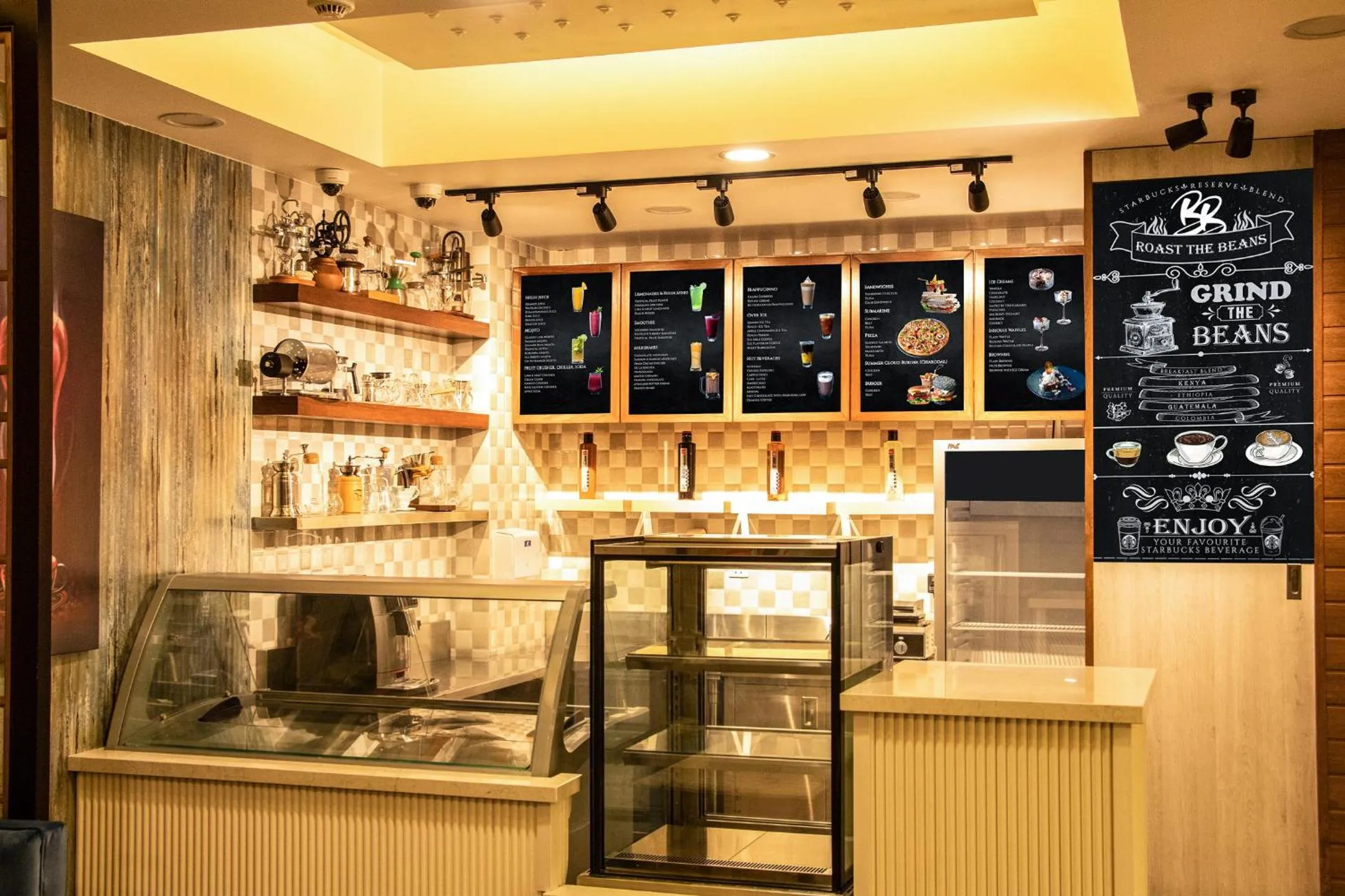 Lounge or bar in Summer Beach Maldives