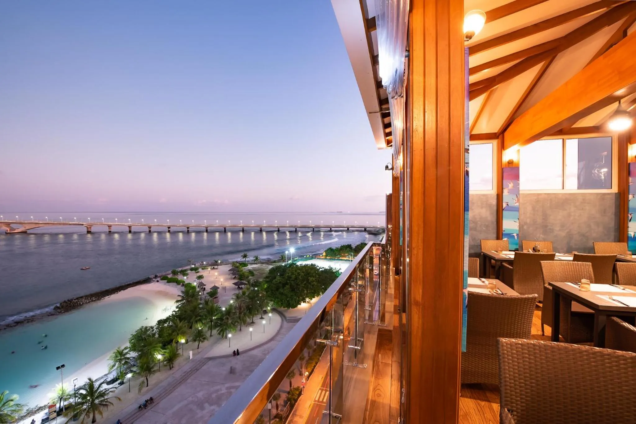 Restaurant/places to eat in Summer Beach Maldives