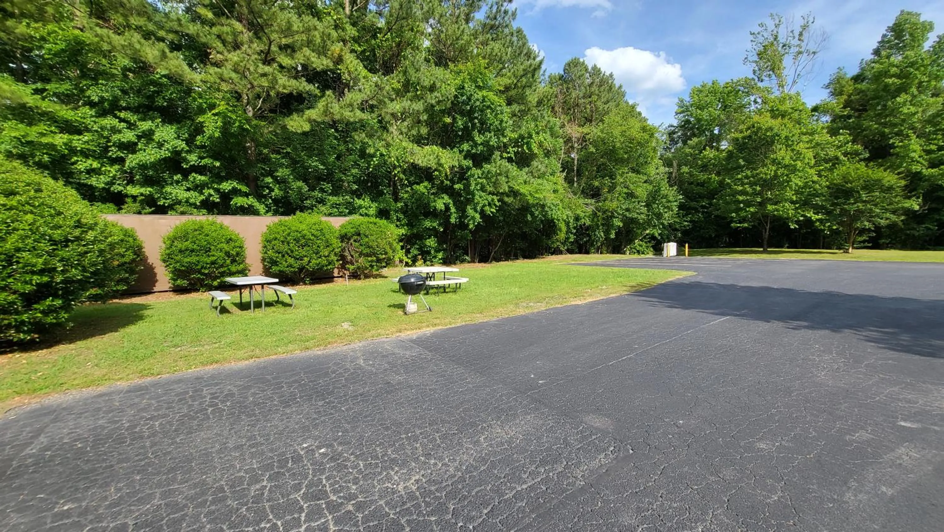 Day in Stonewood Inn & Suites of Carrollton - Smithfield