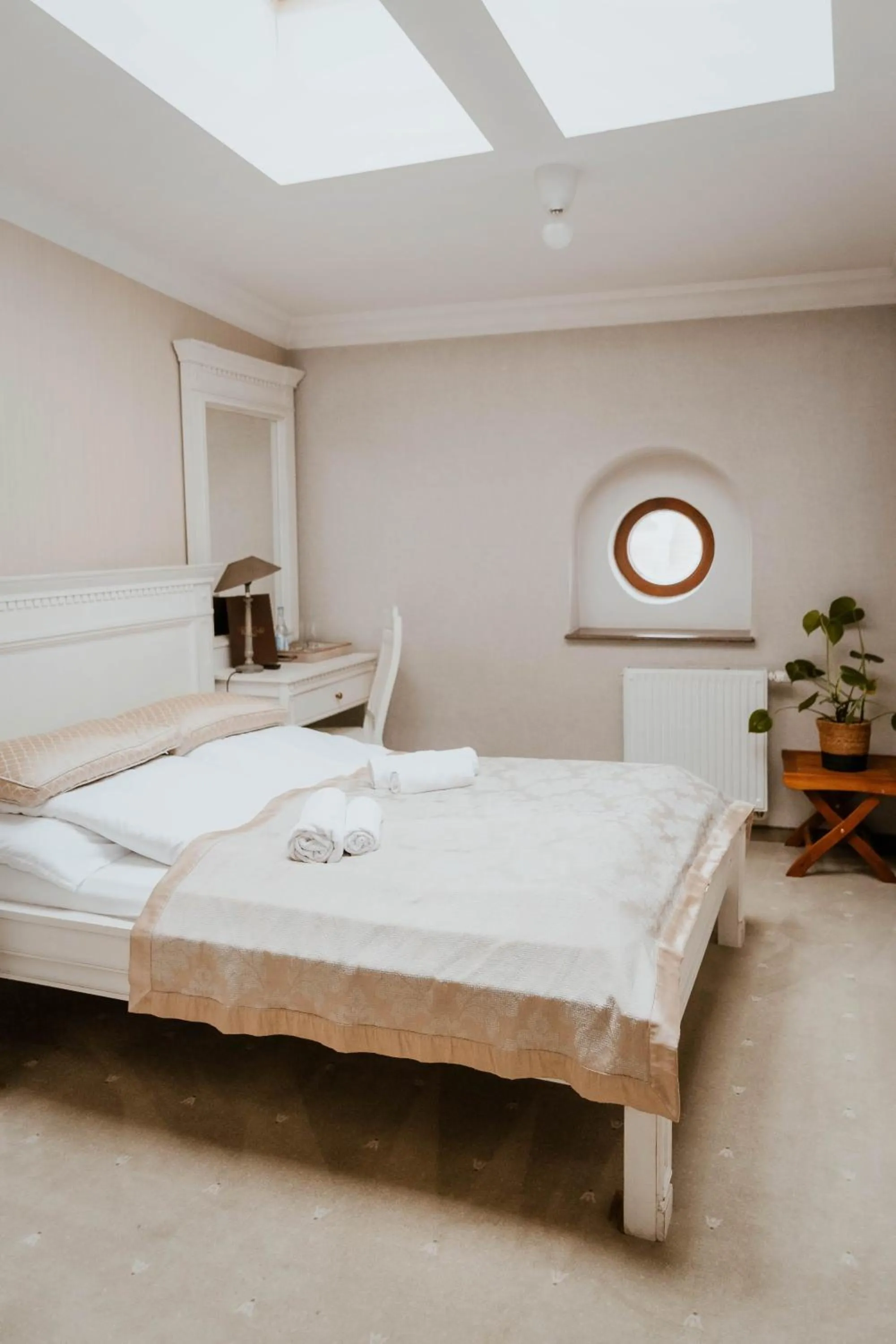 Photo of the whole room in Hotel Adler