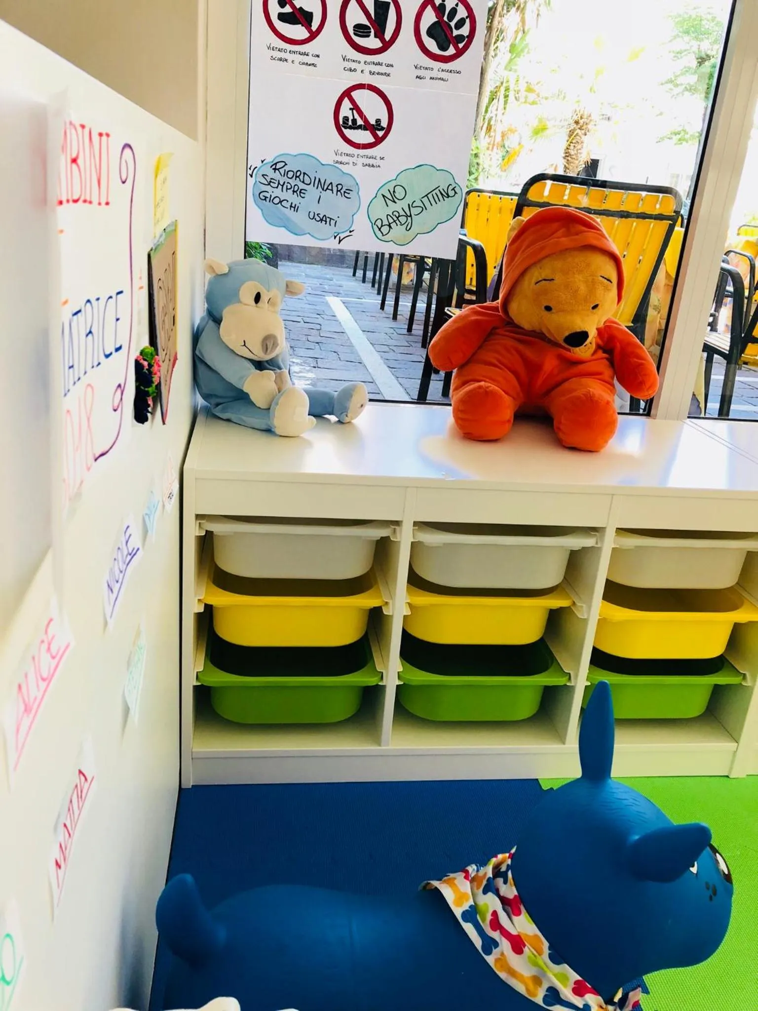 Children play ground in Mon Hotel