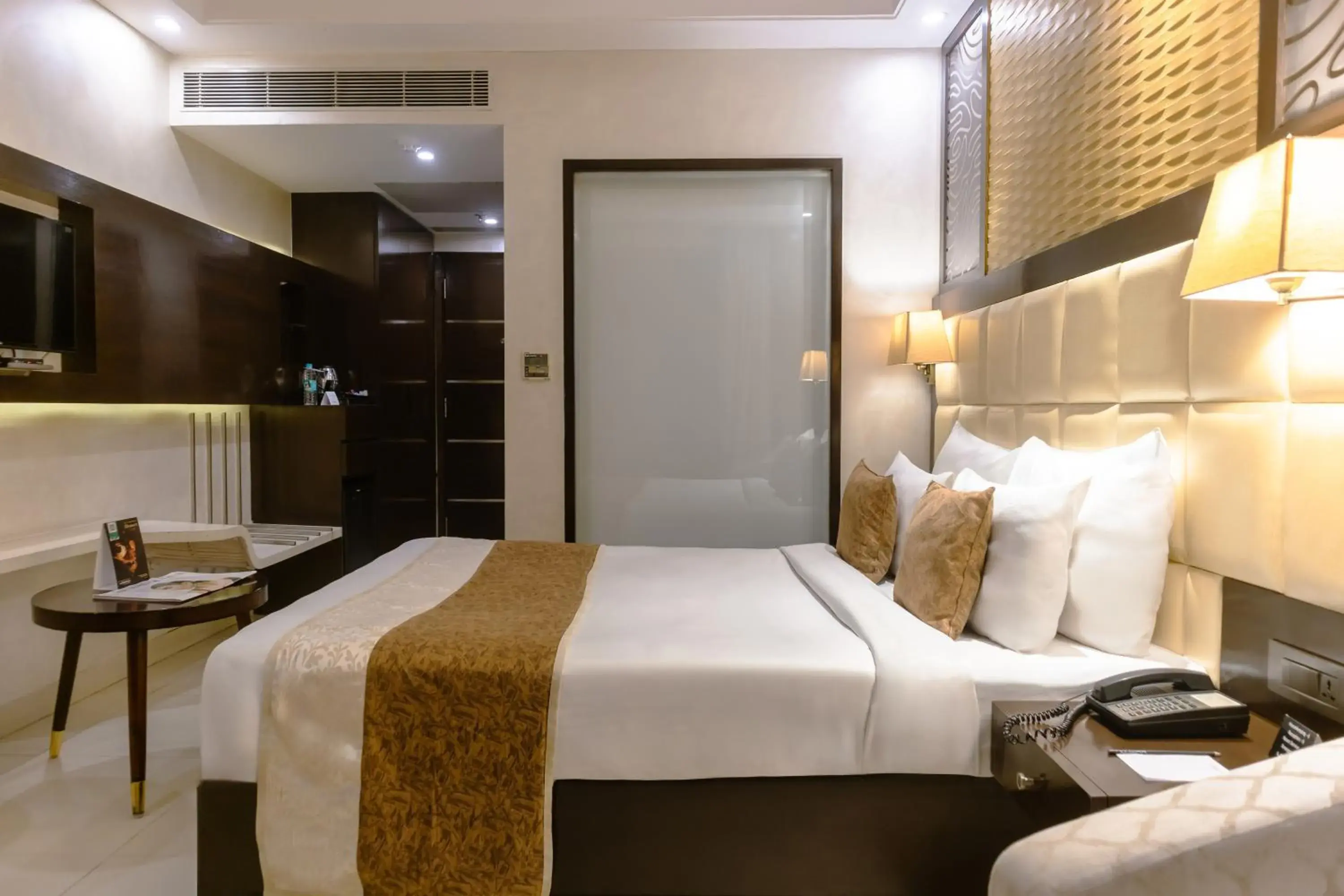 Bed in Udman Hotel Chhattarpur Bed in Udman Hotel Chhattarpur