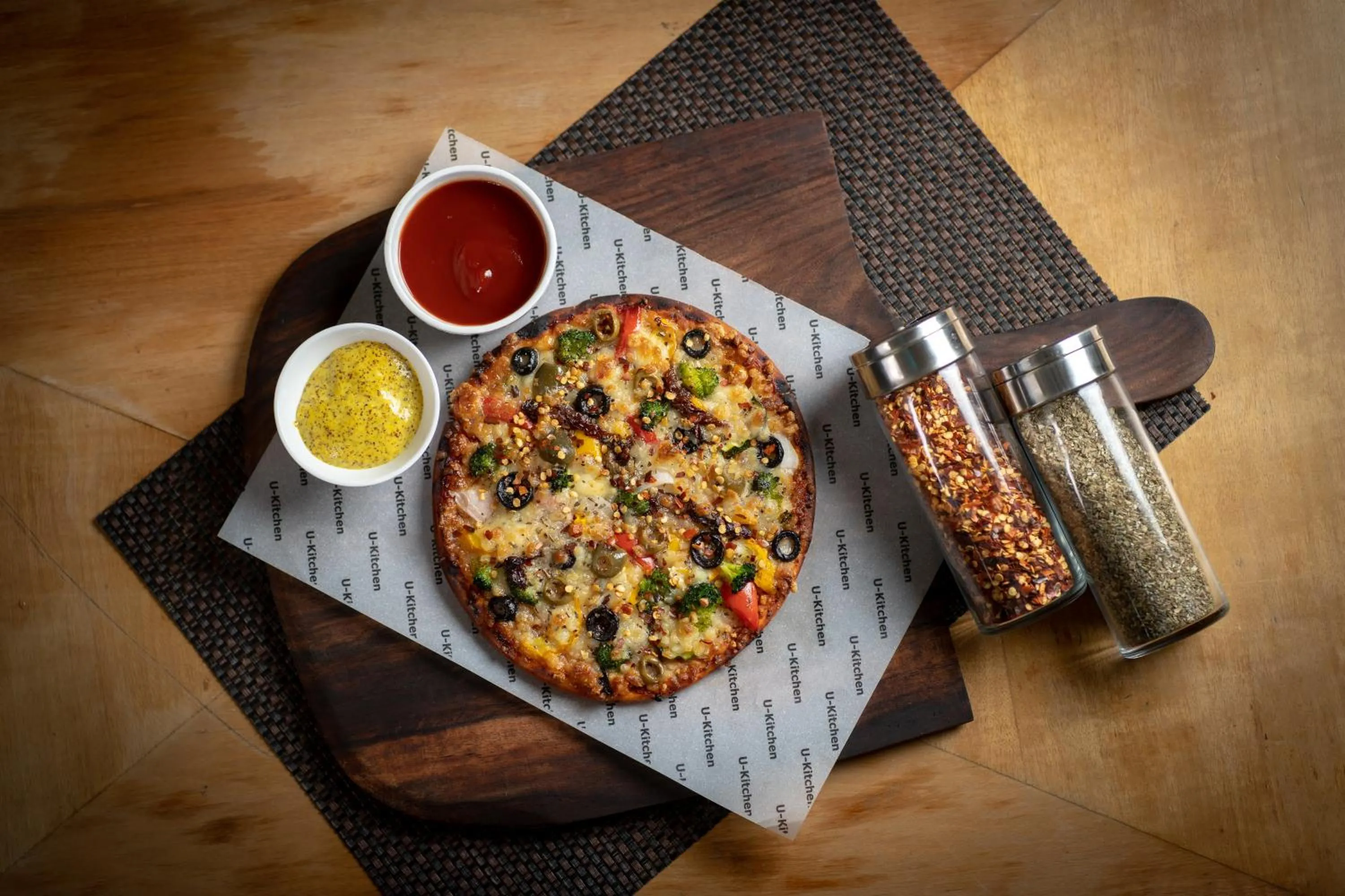 Food and drinks in Udman Hotel at 18km from IGI Airport, By Ferns N Petals, Chattarpur, Delhi