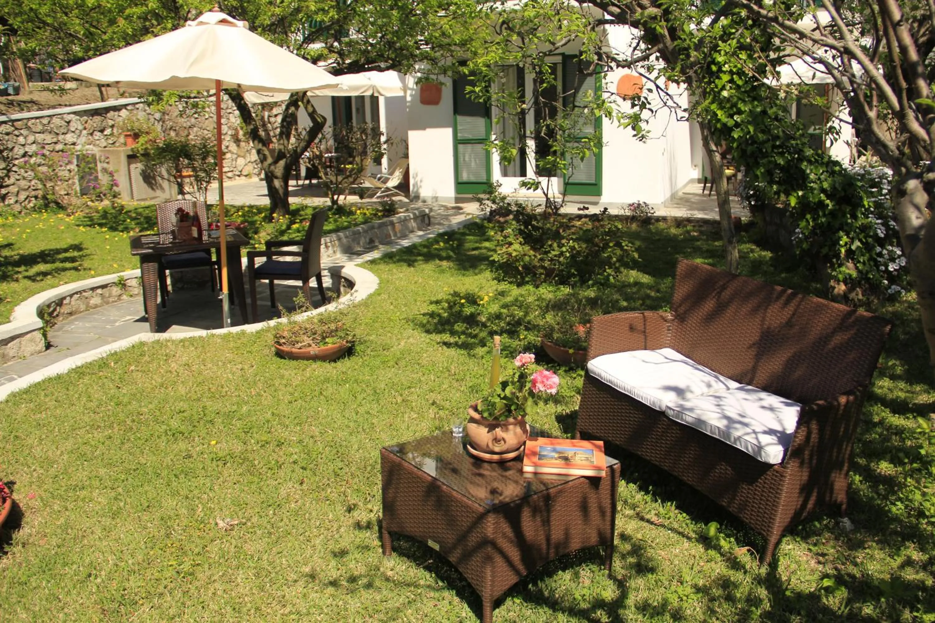 Garden in Casa Augusto B&B