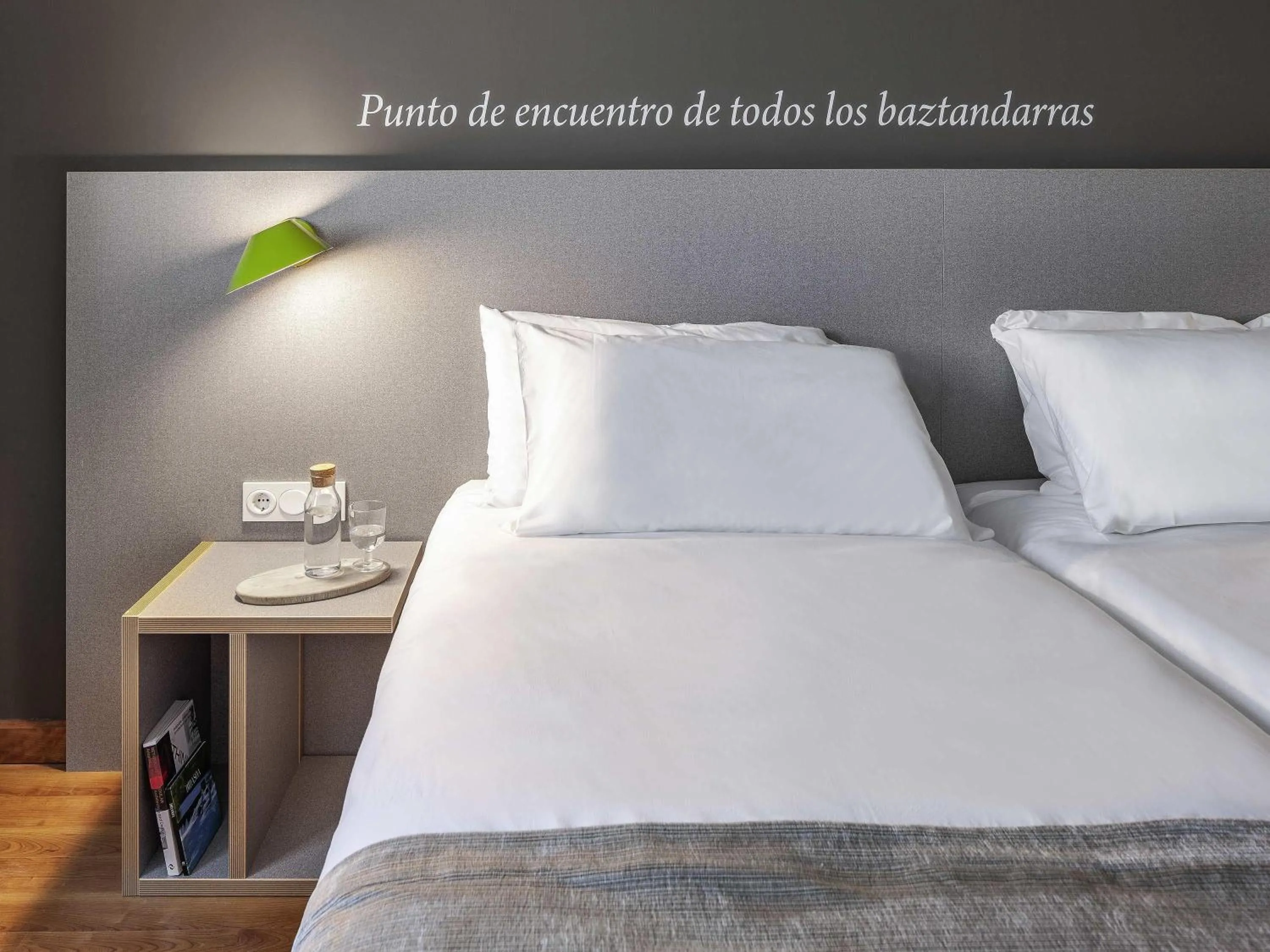 Bedroom, Bed in ibis Styles Pamplona Noain