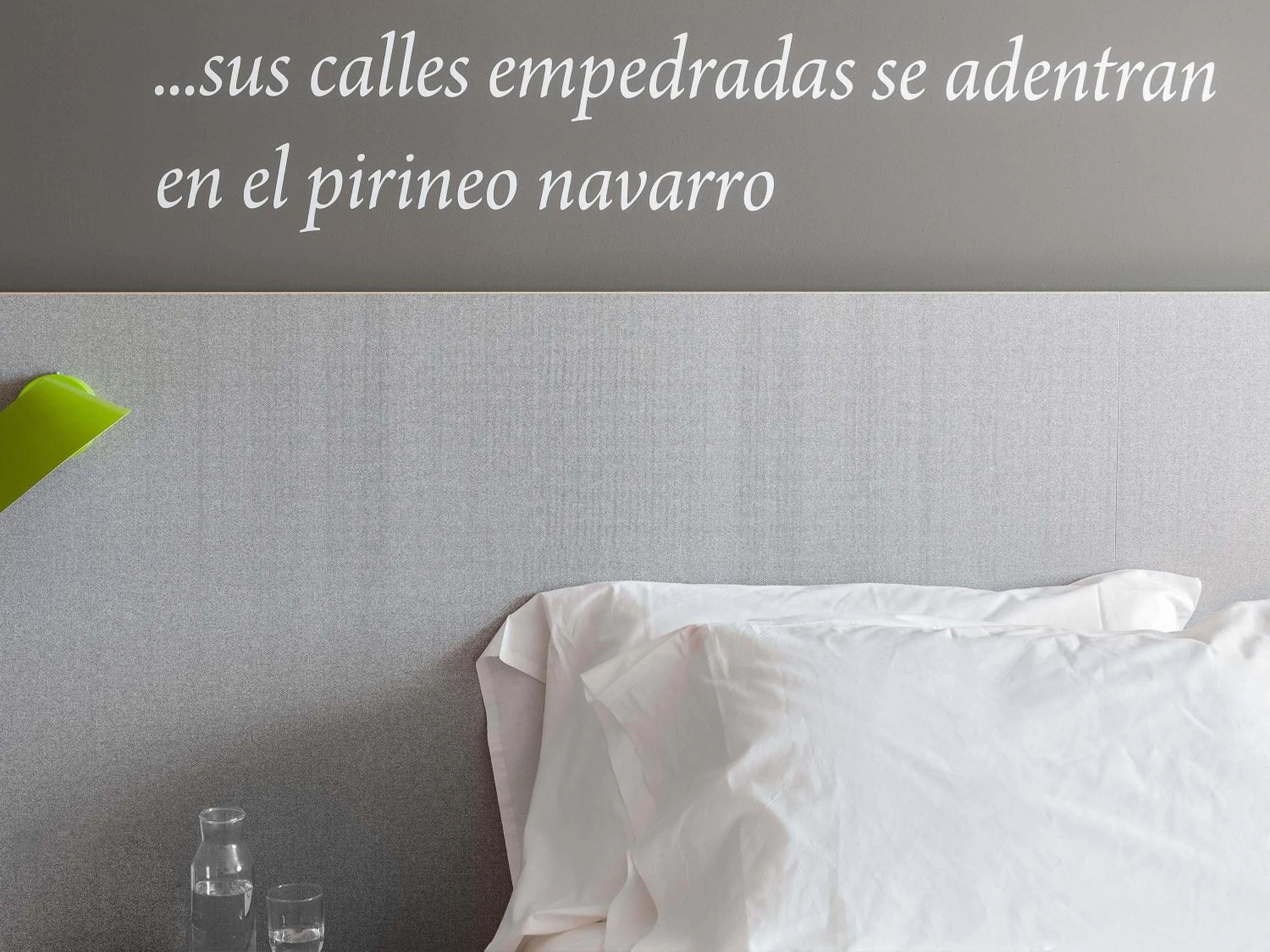 Bedroom, Bed in ibis Styles Pamplona Noain