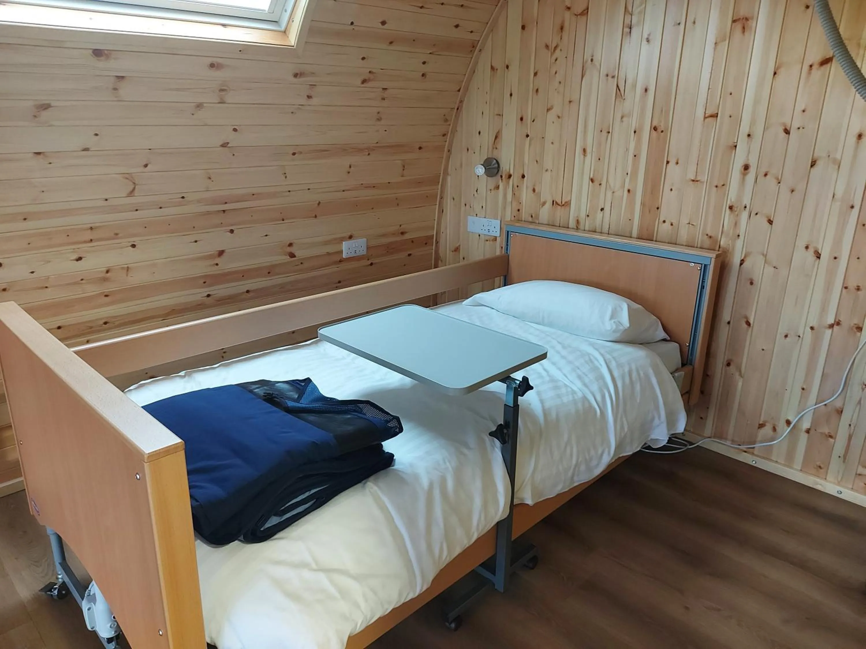 Bedroom, Bed in Callander Hostel