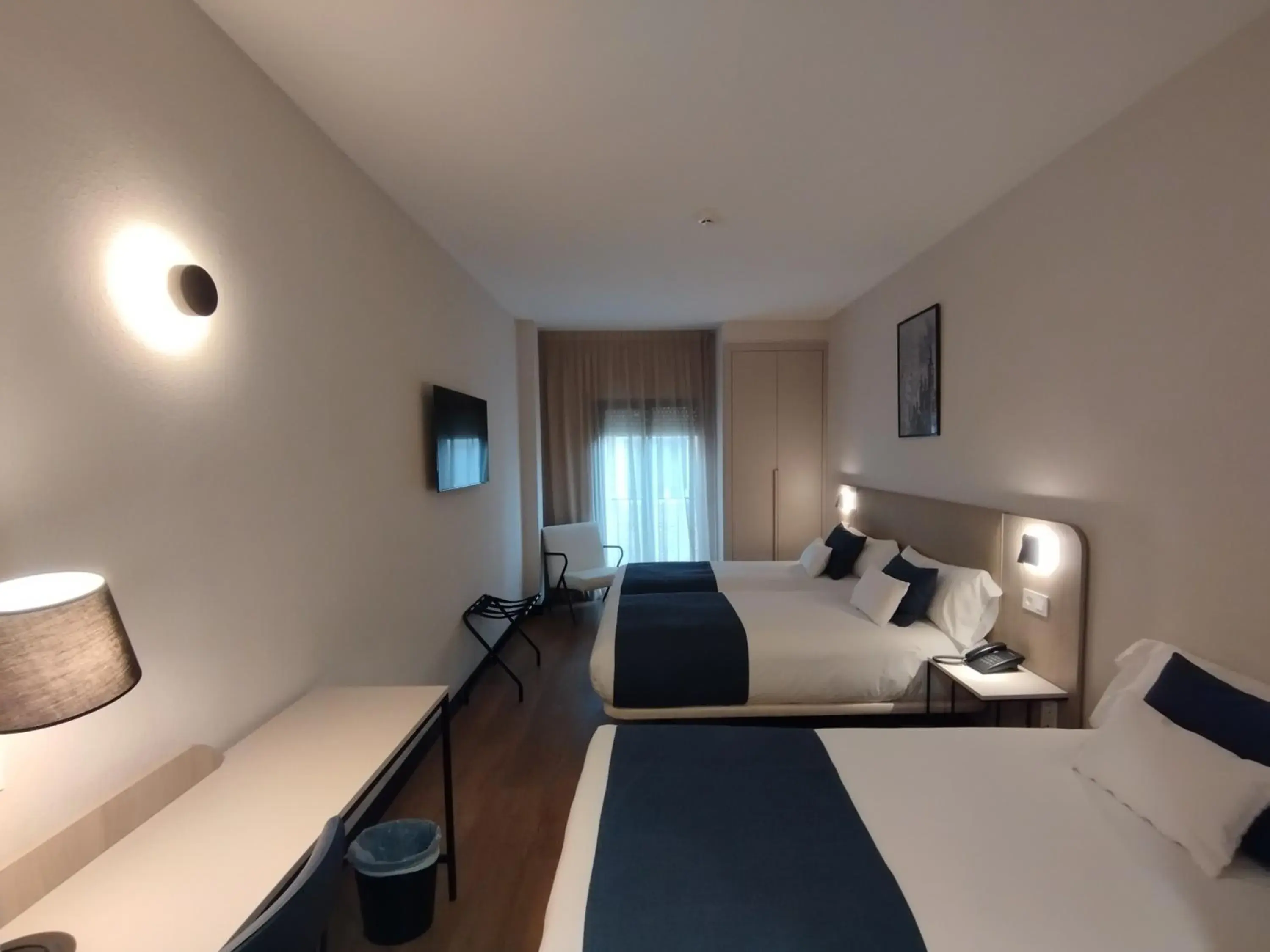 Photo of the whole room, Bed in Hotel Don Jaime 54 Photo of the whole room, Bed in Hotel Don Jaime 54