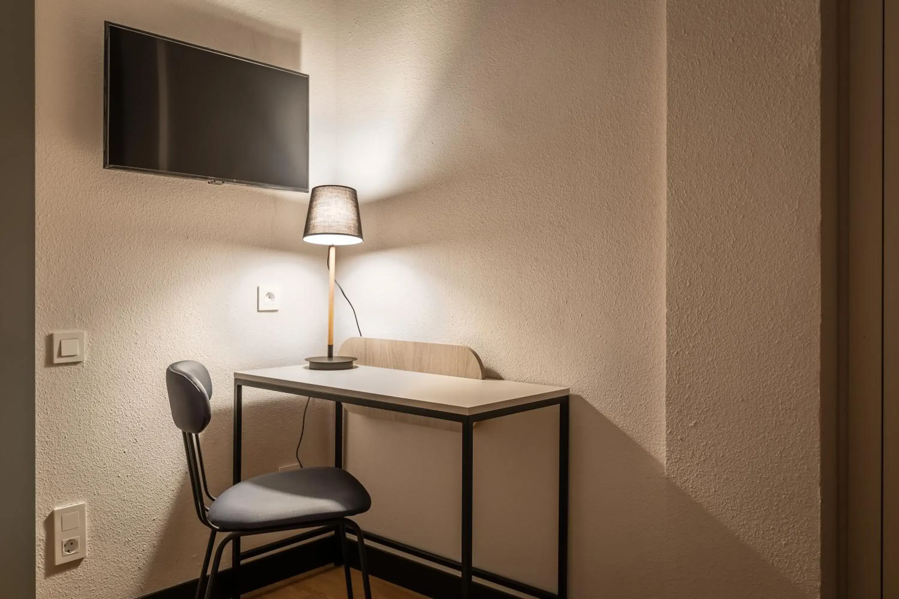 Single Room in Hotel Don Jaime 54 Single Room in Hotel Don Jaime 54
