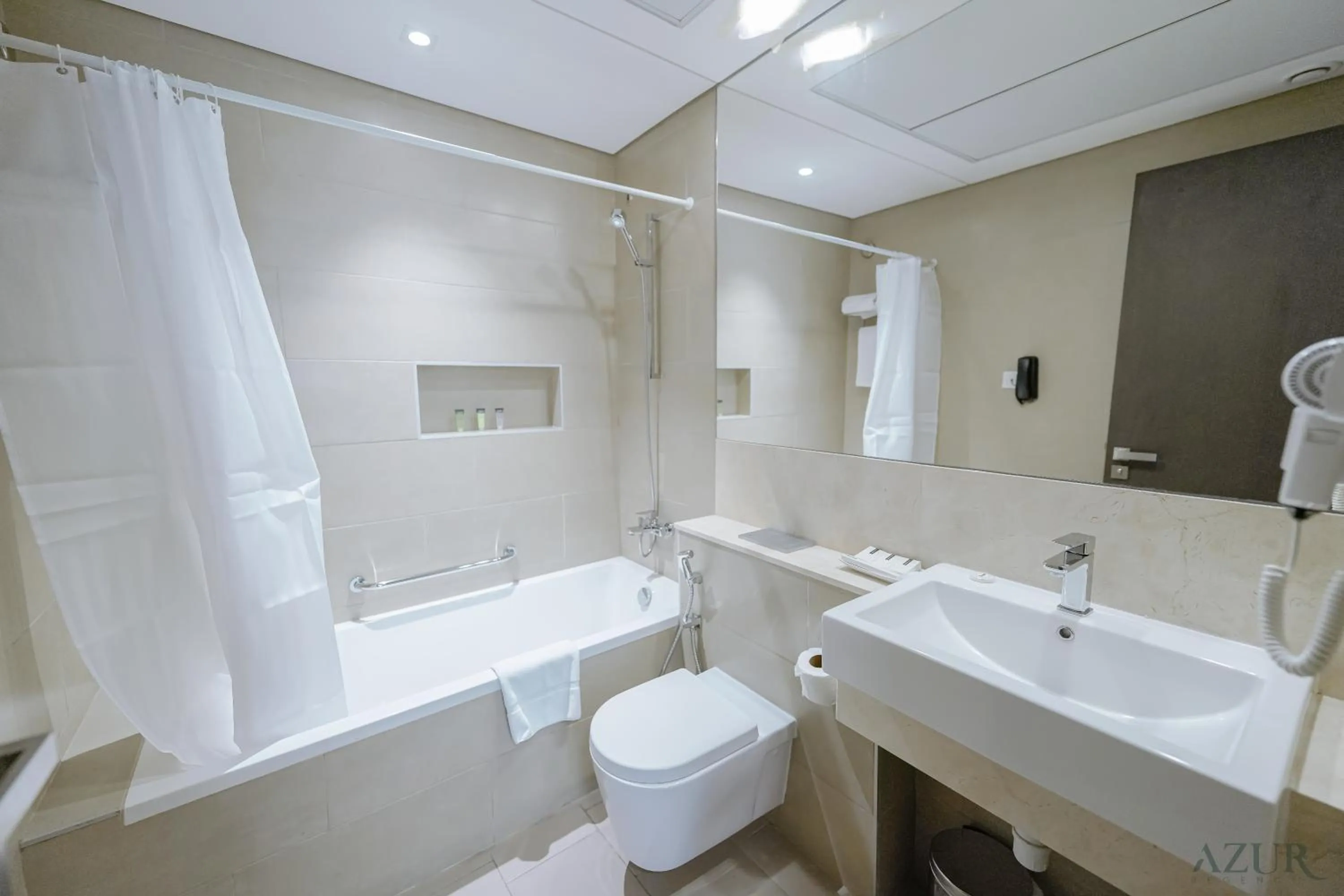 Shower in Azur Regency Hotel Apartments