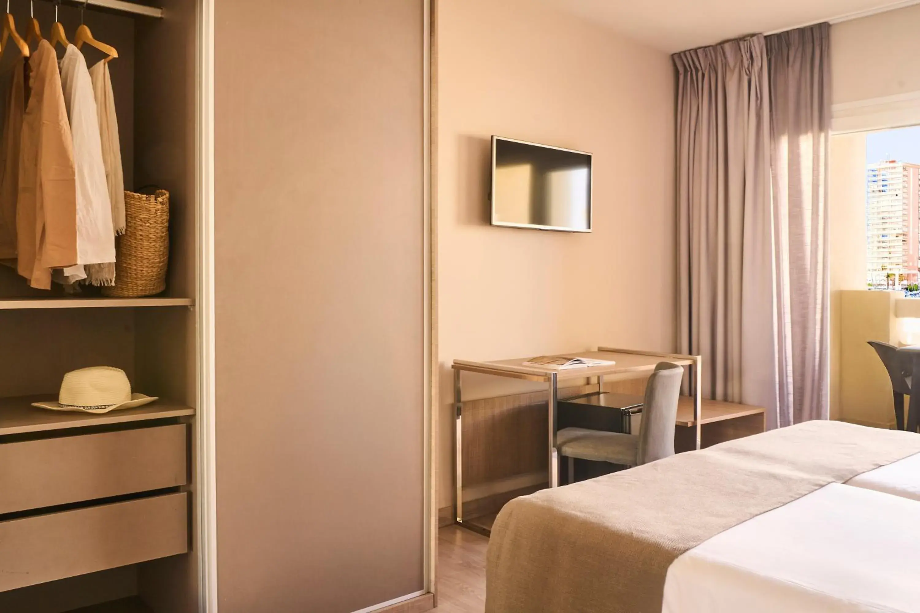 Double or Twin Room with Balcony in Ona Marbella Inn Double or Twin Room with Balcony in Ona Marbella Inn