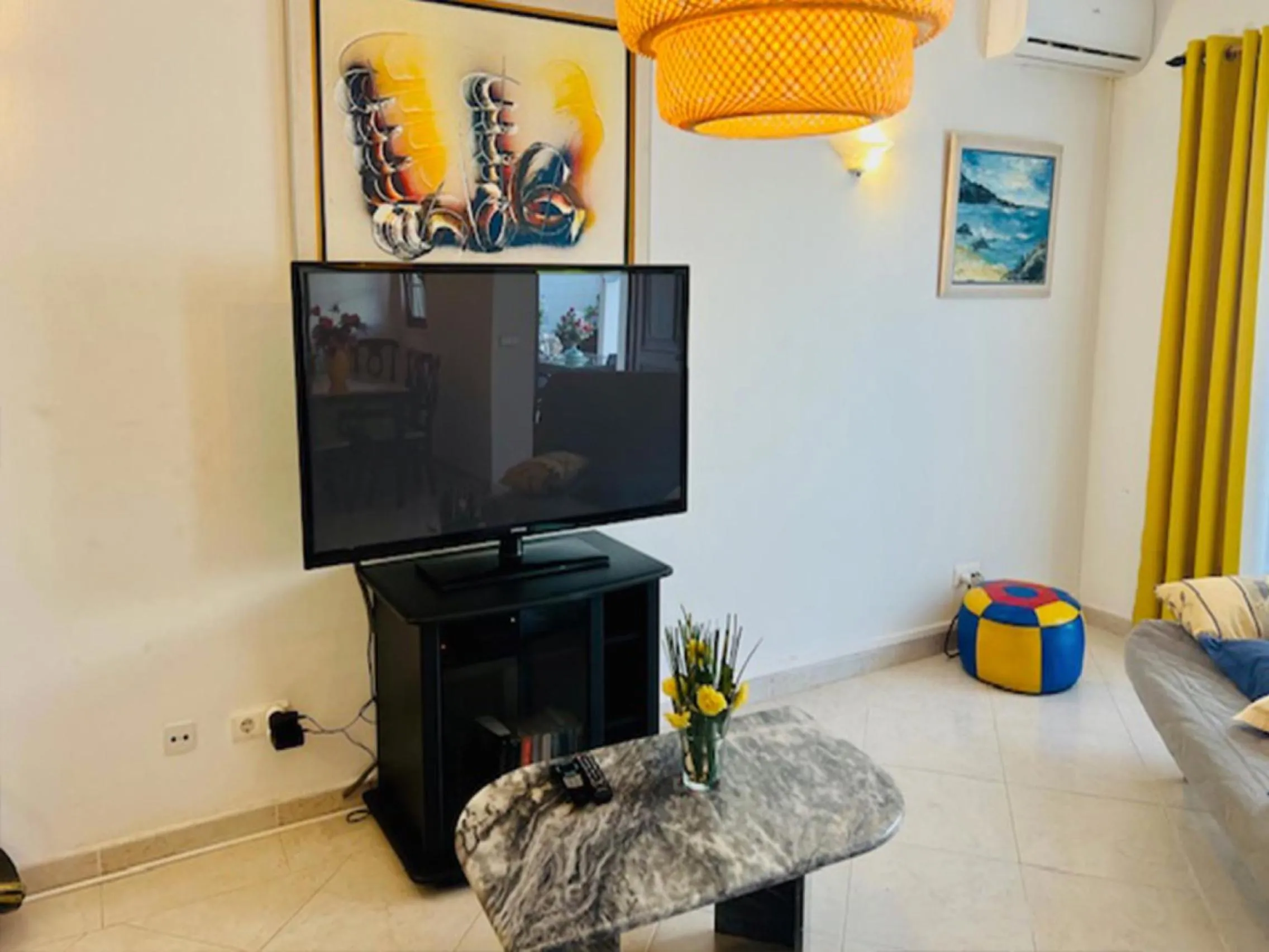 Communal lounge/ TV room in Akivillas Albufeira Relax