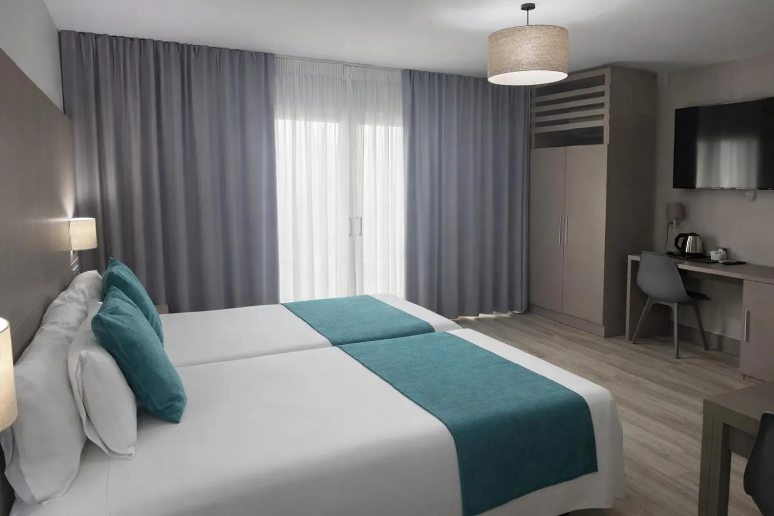 Bed in Hotel El Faro Marbella