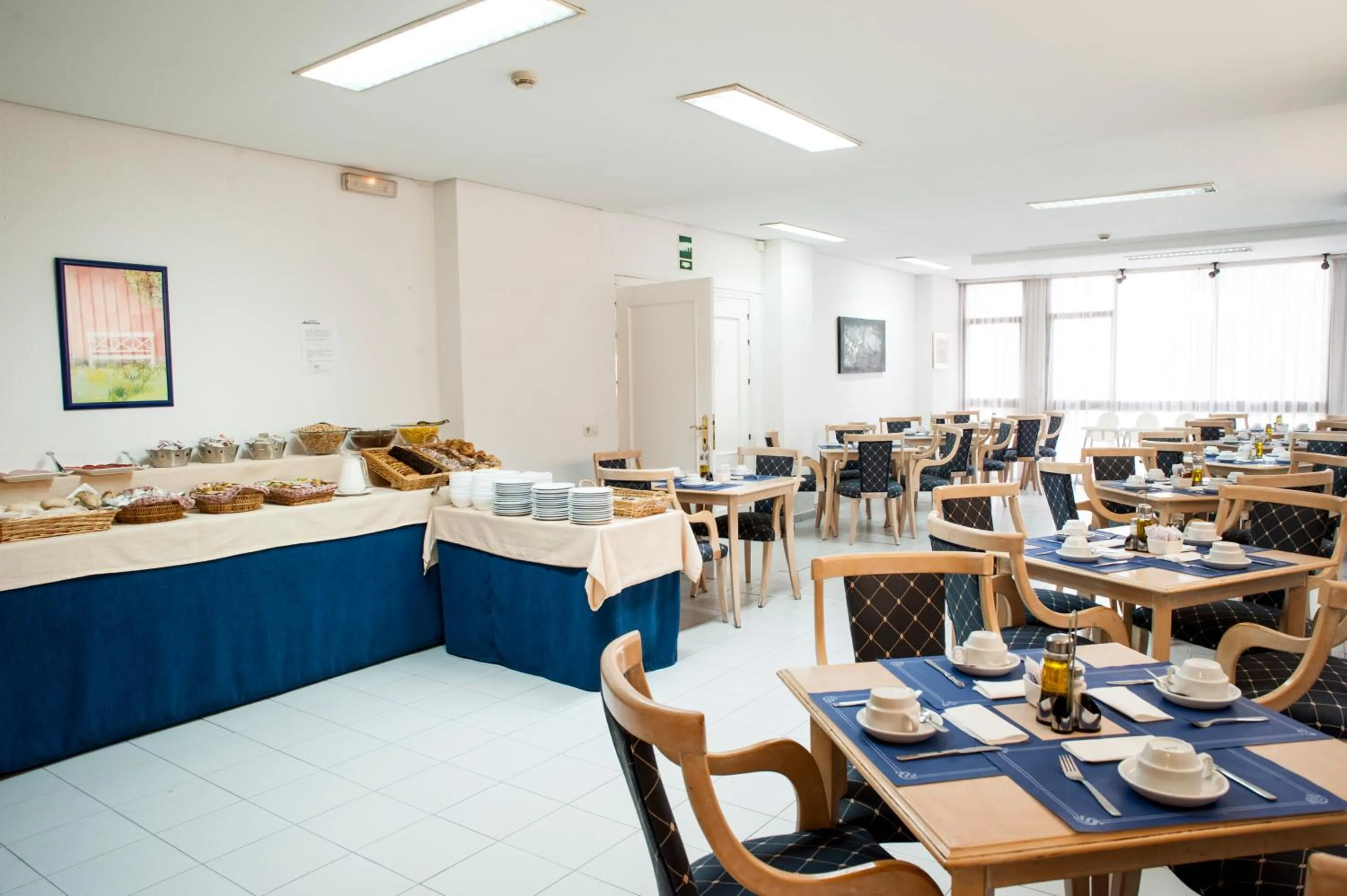 Restaurant/places to eat in Hotel El Faro Marbella