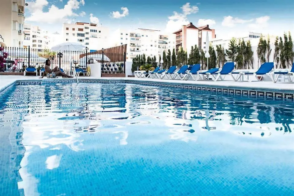Swimming pool in Hotel El Faro Marbella
