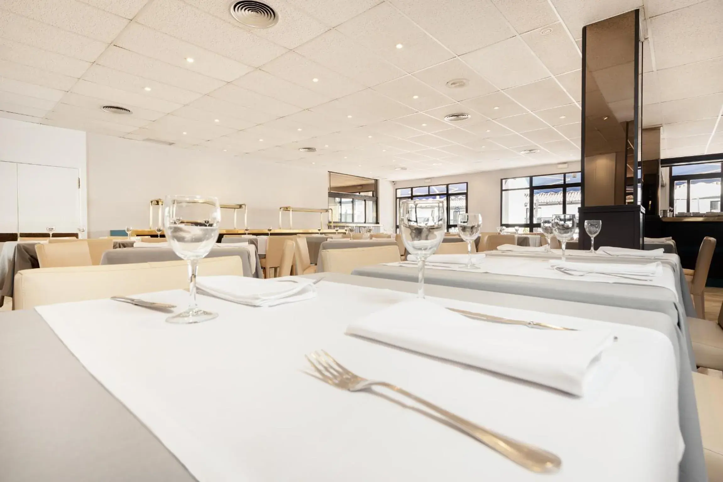 Restaurant/places to eat in Ona Diana Park Restaurant/places to eat in Ona Diana Park