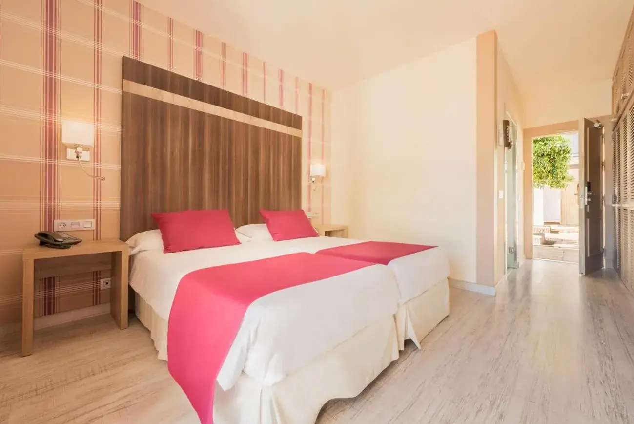 Bed in Ona Diana Park Bed in Ona Diana Park