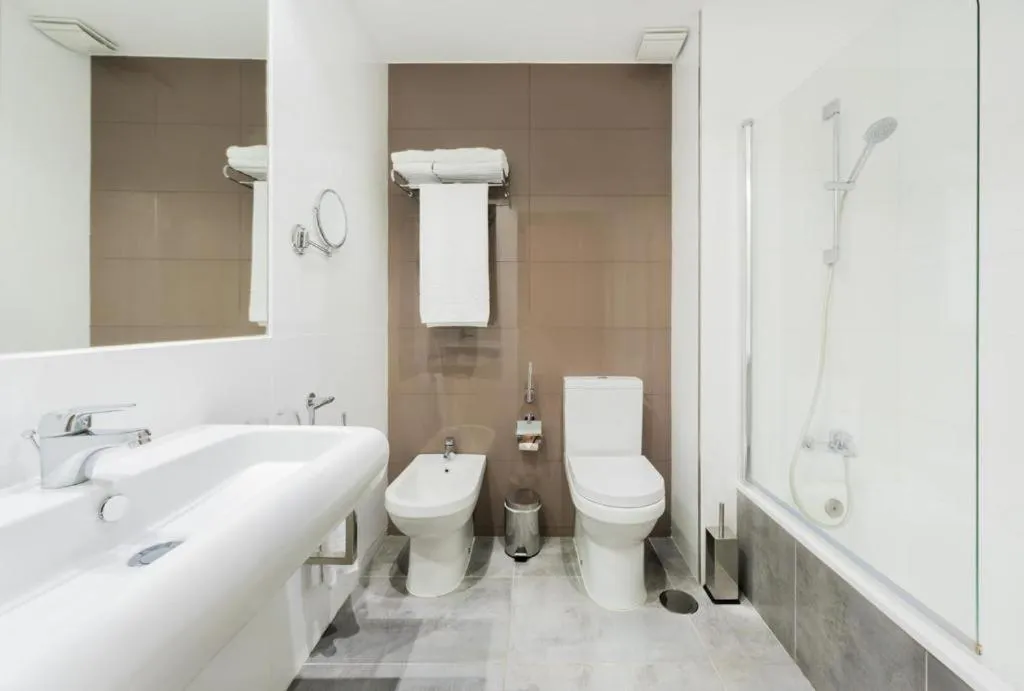 Bathroom in Ona Diana Park