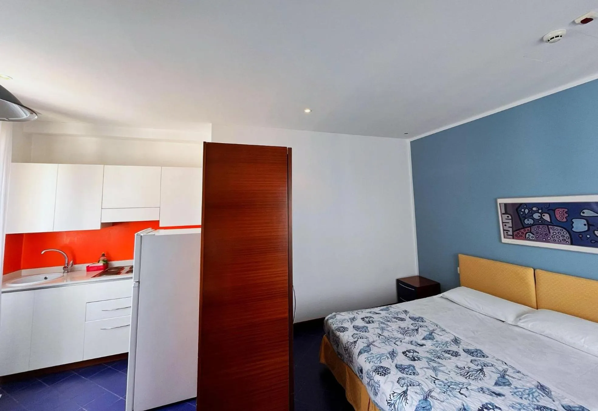 Bed in Residence Adriatico