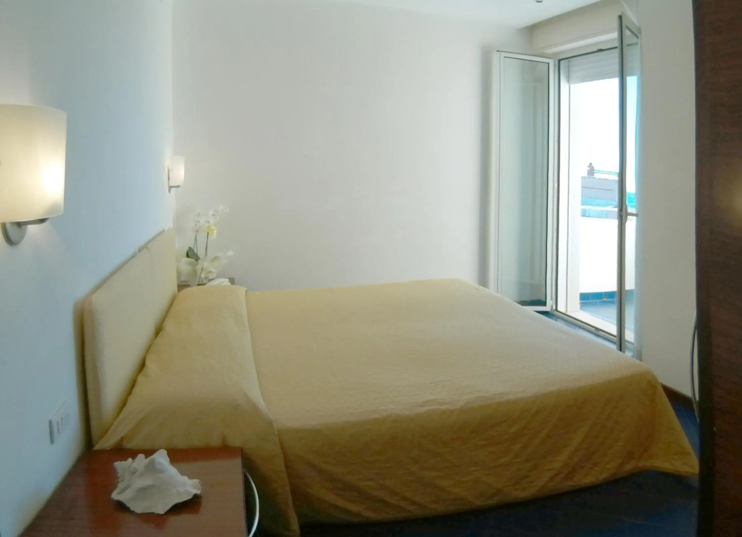 Two-Bedroom Apartment with Balcony in Residence Adriatico Two-Bedroom Apartment with Balcony in Residence Adriatico