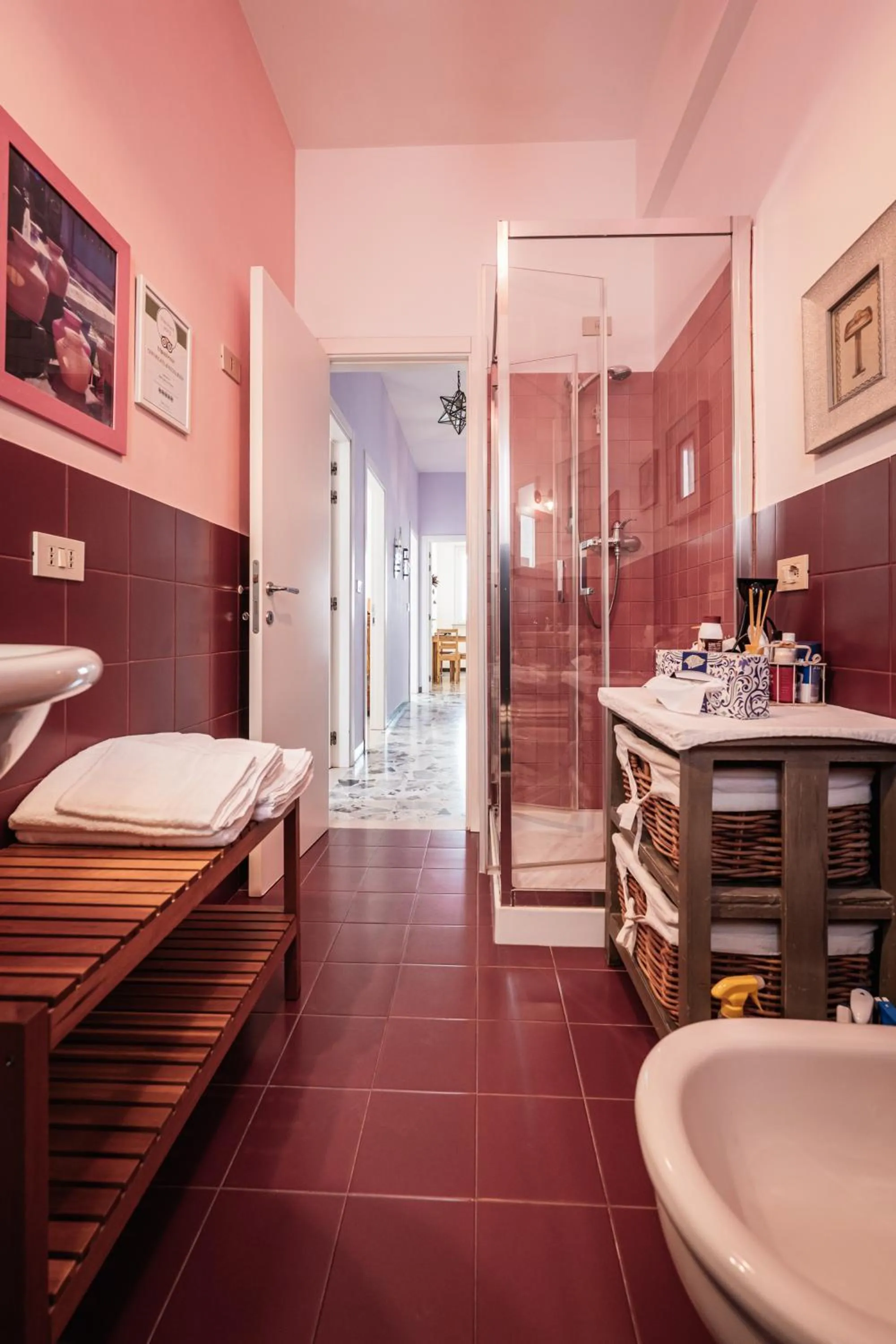 Casa Fuori Casa - 200 mt dal casello autostradale, parcheggio gratuito, garage moto