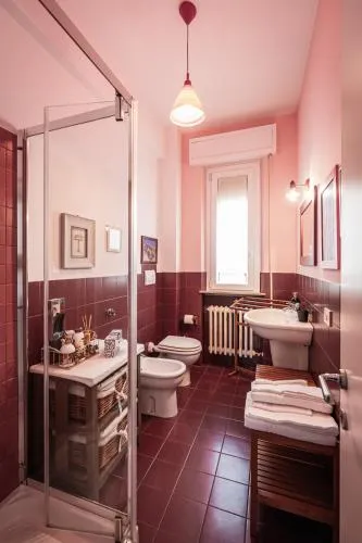 Casa Fuori Casa - 200 mt dal casello autostradale, parcheggio gratuito, garage moto