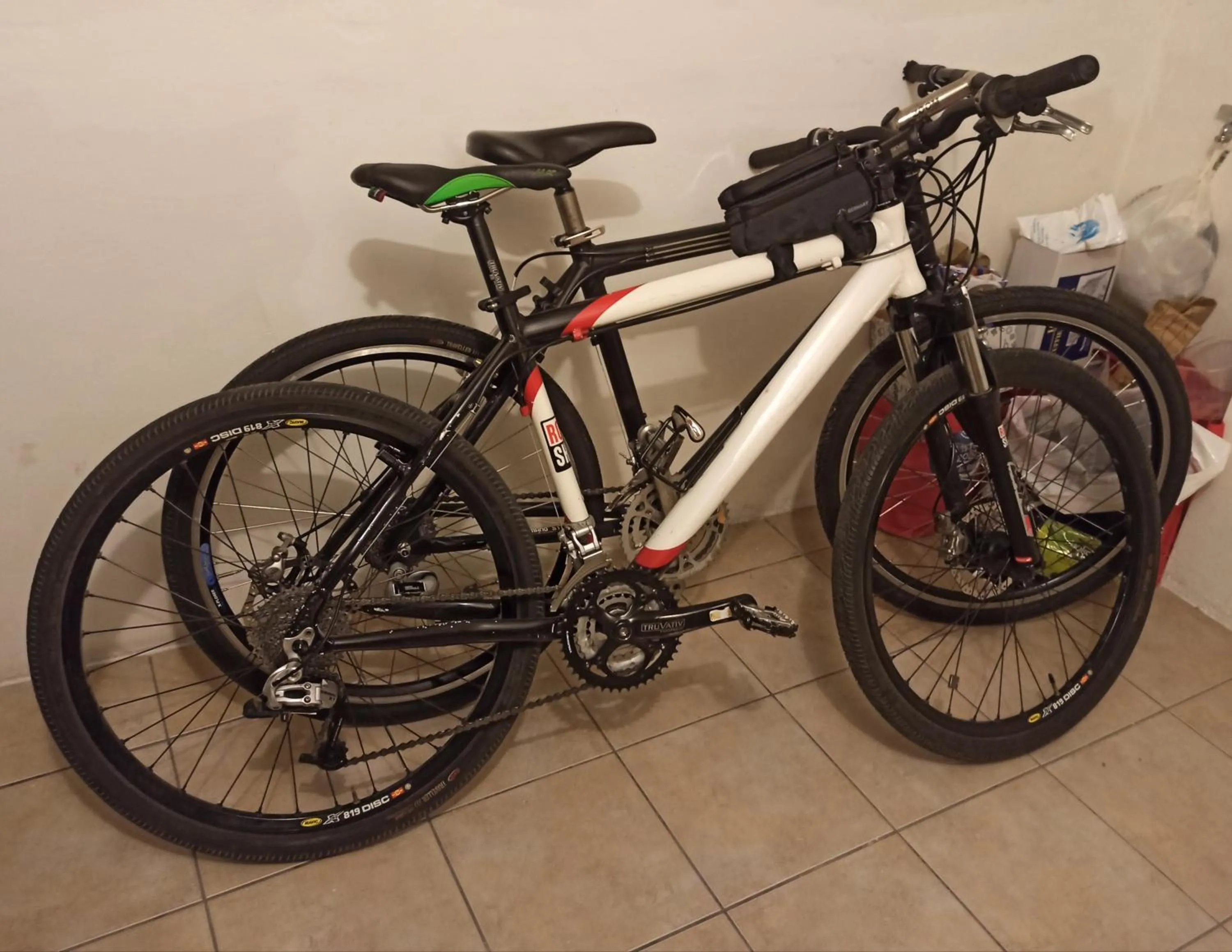 Casa Fuori Casa - 200 mt dal casello autostradale, parcheggio gratuito, garage moto