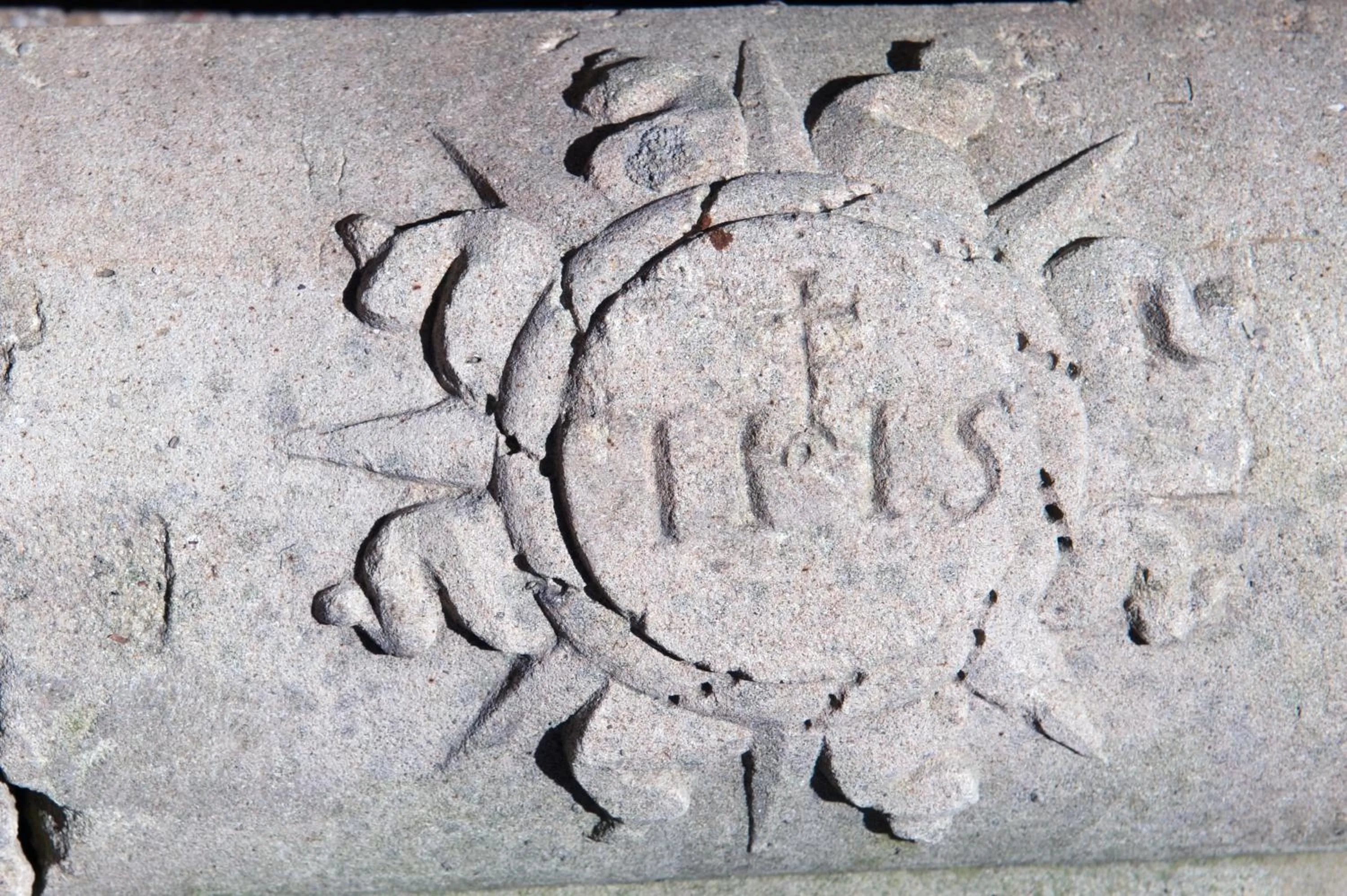 Facade/entrance in Palazzo Boscareto - suites di charme in centro storico - garage moto, box bici