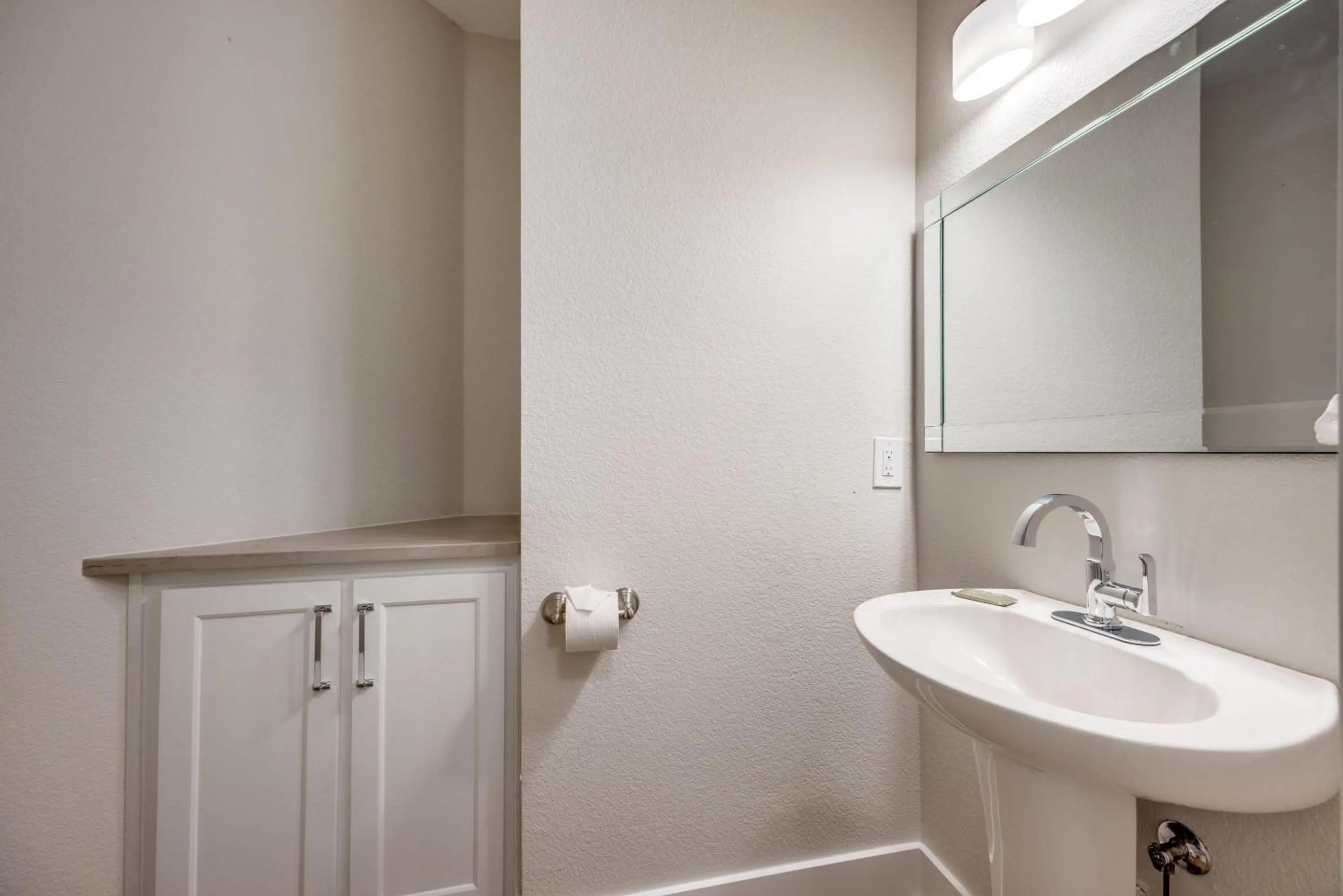 Bedroom in Tanglewood Resort on Lake Texoma, an Ascend Collection Resort