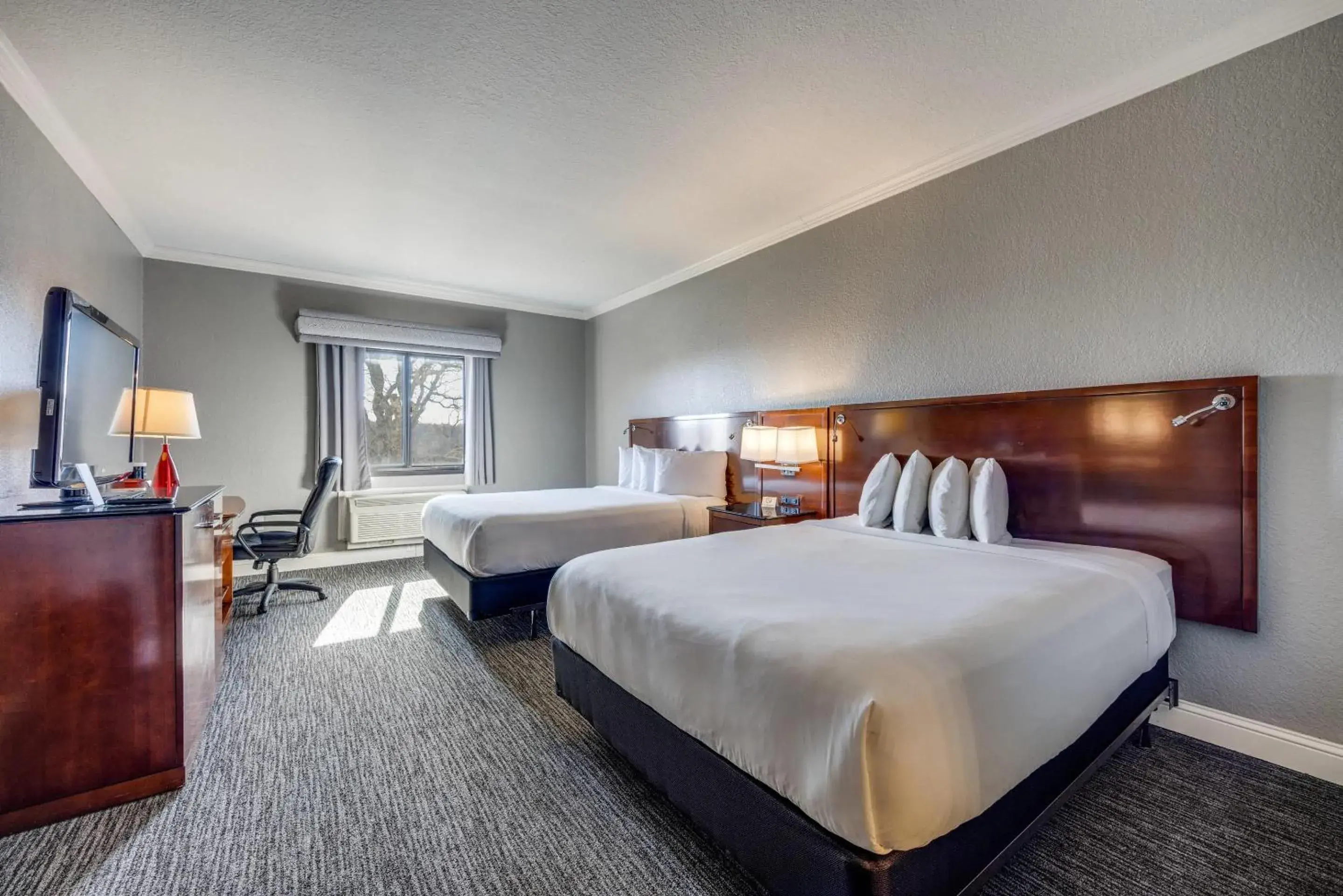 Bedroom, Bed in Tanglewood Resort on Lake Texoma, an Ascend Collection Resort Bedroom, Bed in Tanglewood Resort on Lake Texoma, an Ascend Collection Resort