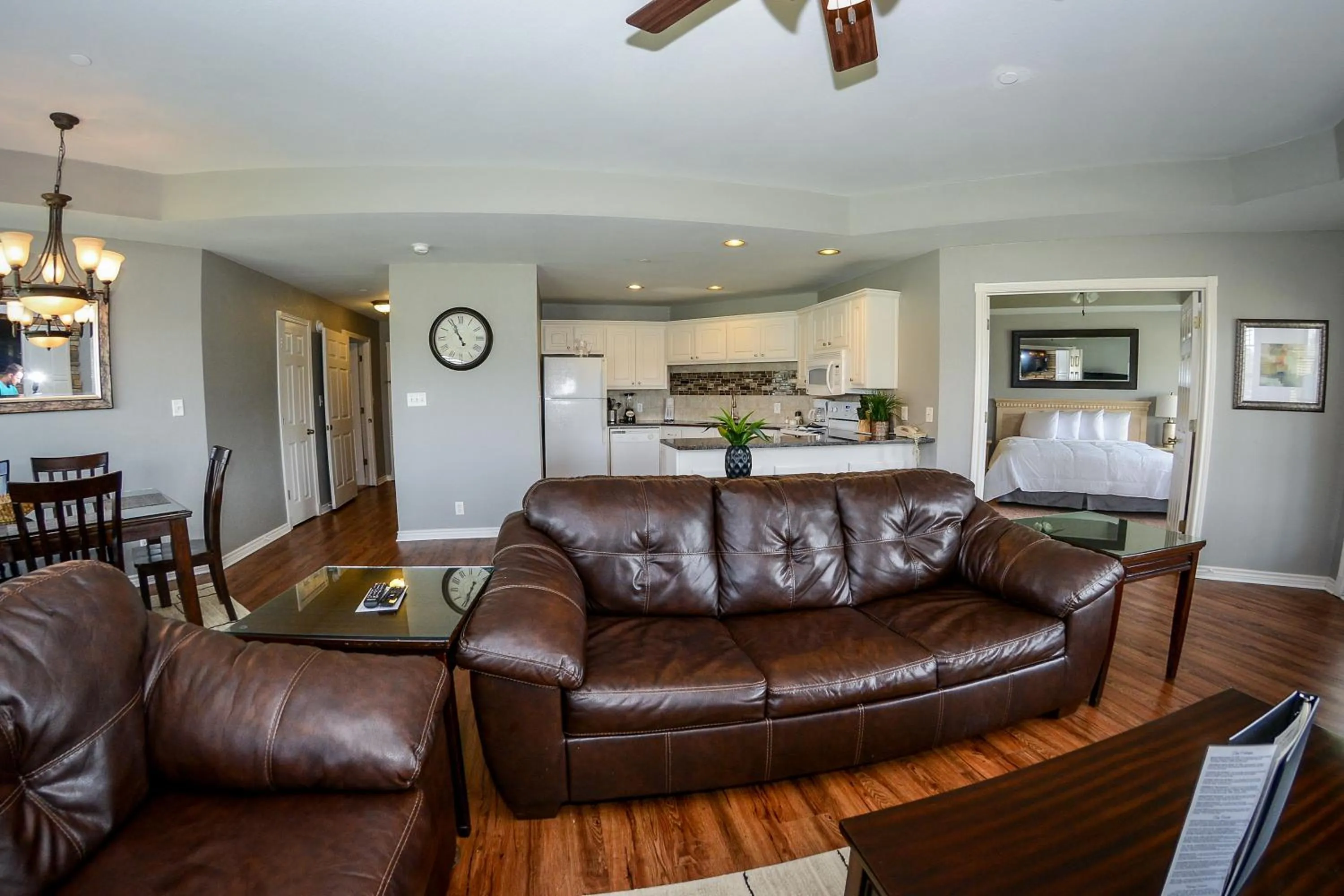 Living room in Tanglewood Resort on Lake Texoma, an Ascend Collection Resort