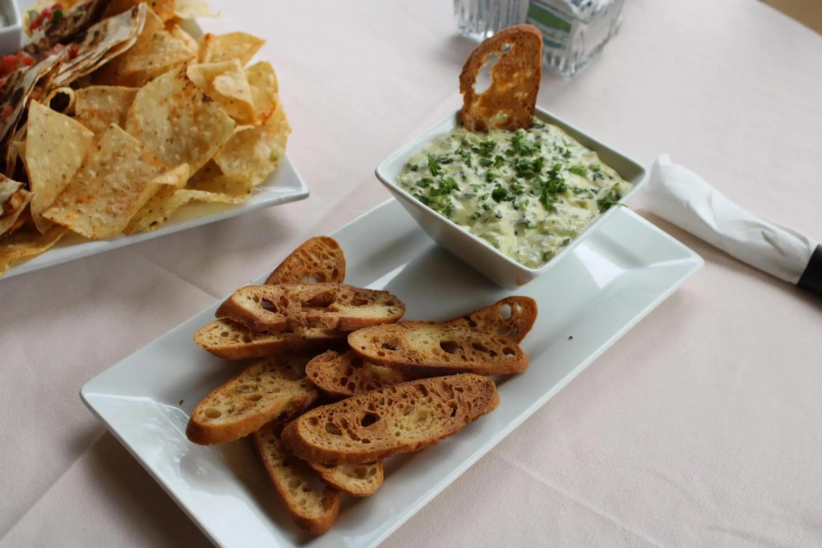 Restaurant/places to eat in Tanglewood Resort on Lake Texoma, an Ascend Collection Resort Restaurant/places to eat in Tanglewood Resort on Lake Texoma, an Ascend Collection Resort