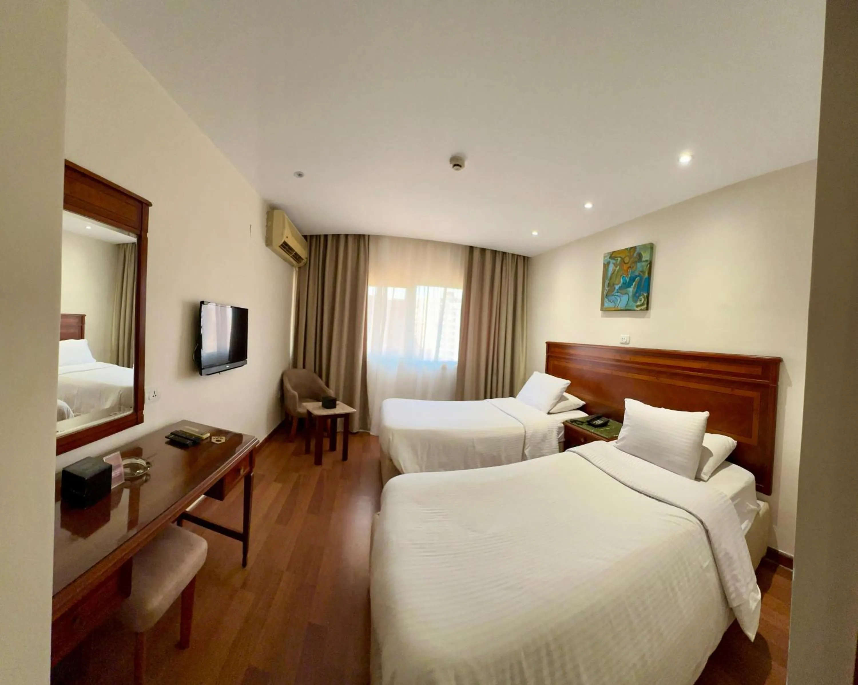 Bedroom, Bed in Hotel Royal Marshal