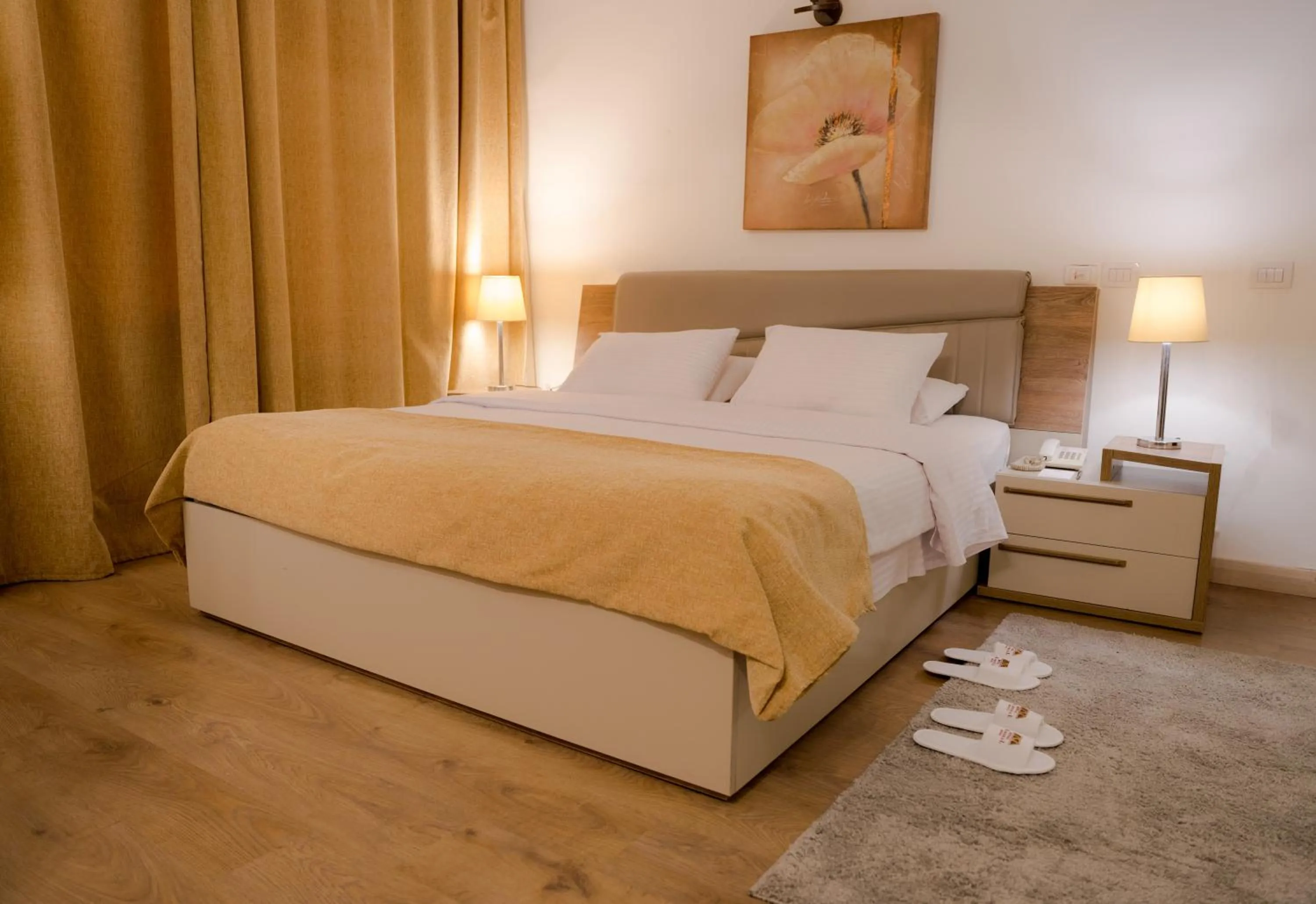 Bed in Hotel Royal Marshal