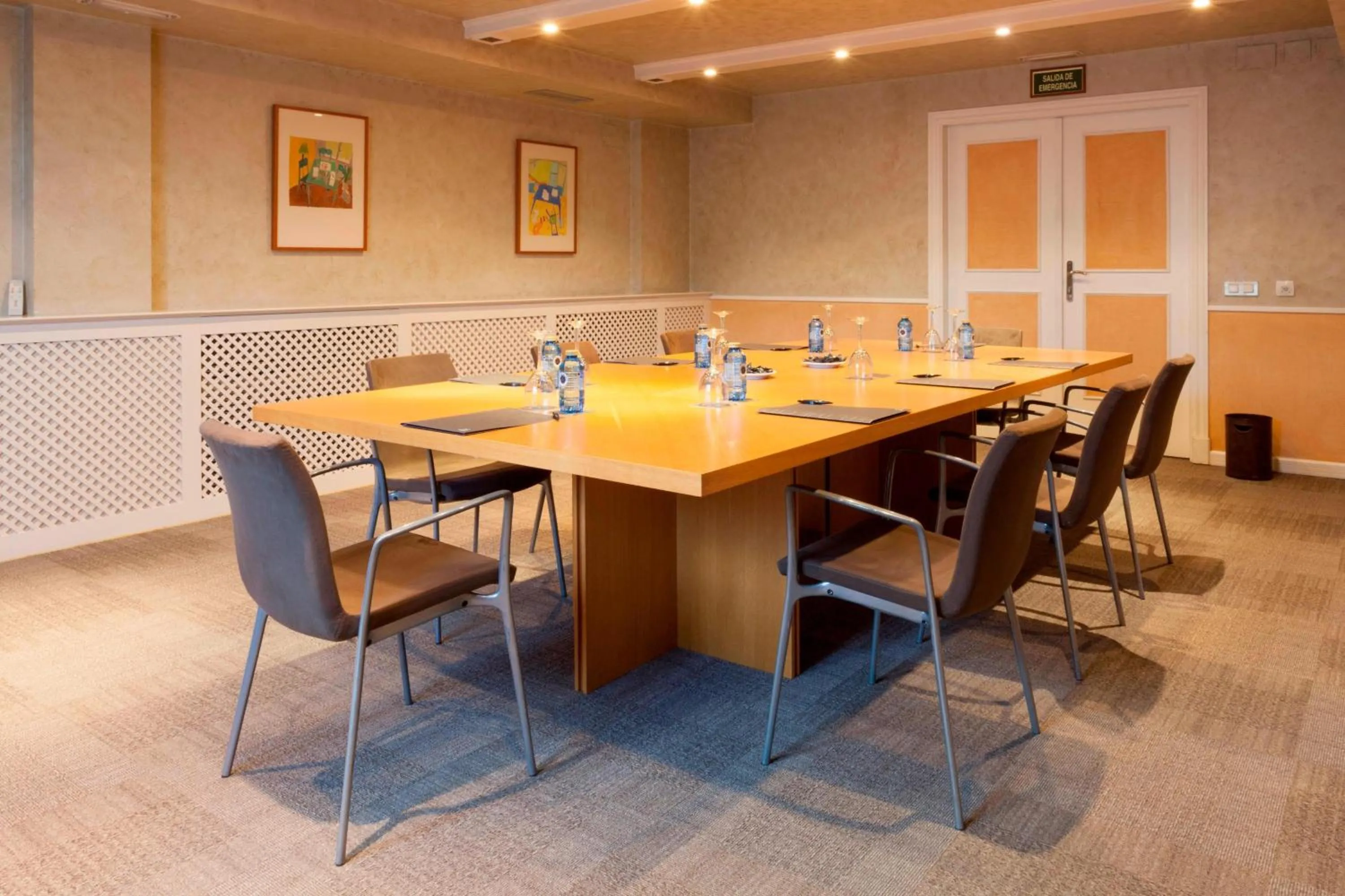 Meeting/conference room in AC Hotel Ciudad de Toledo by Marriott