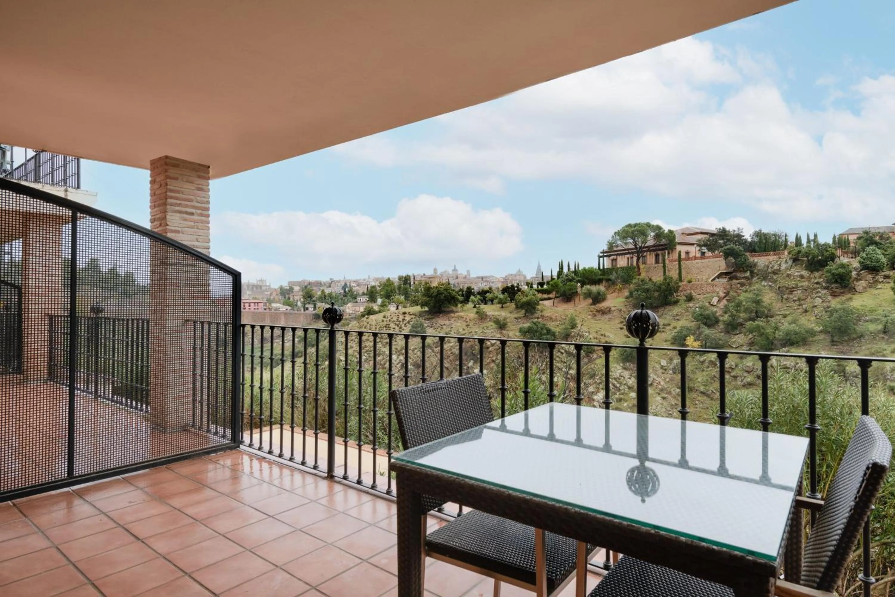 Photo of the whole room in AC Hotel Ciudad de Toledo by Marriott