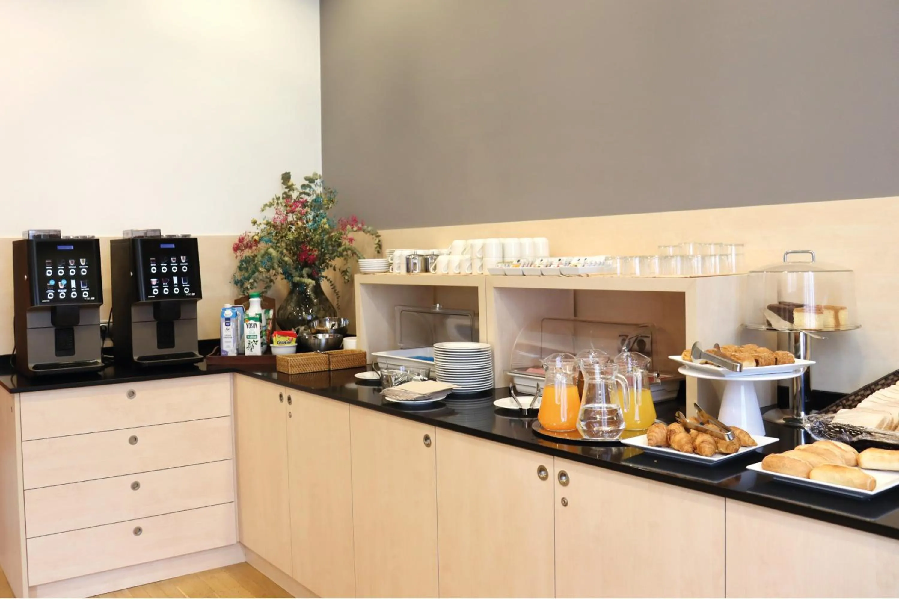 Breakfast in Onix Rambla