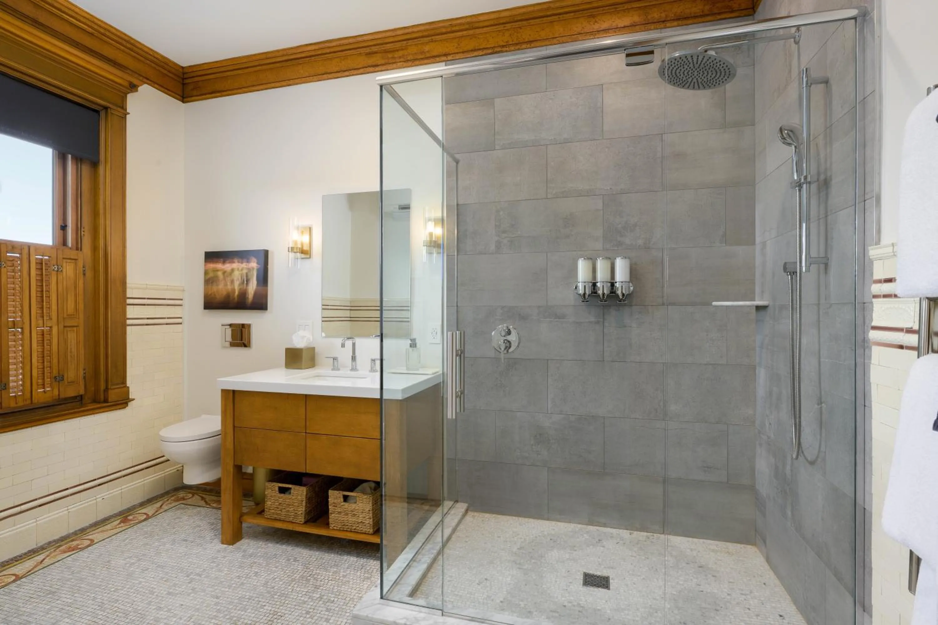 Shower in Wilbur Mansion