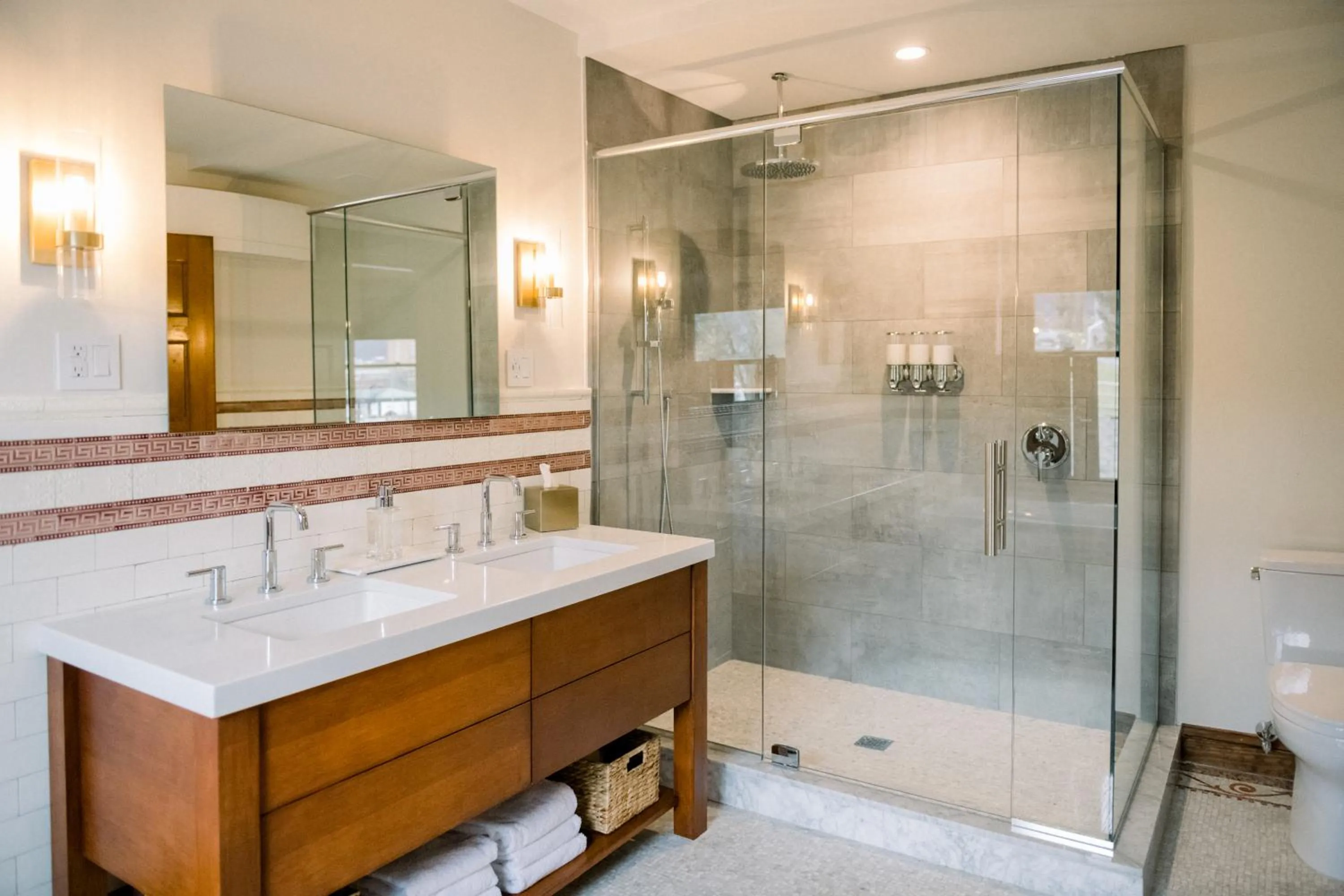 Shower in Wilbur Mansion