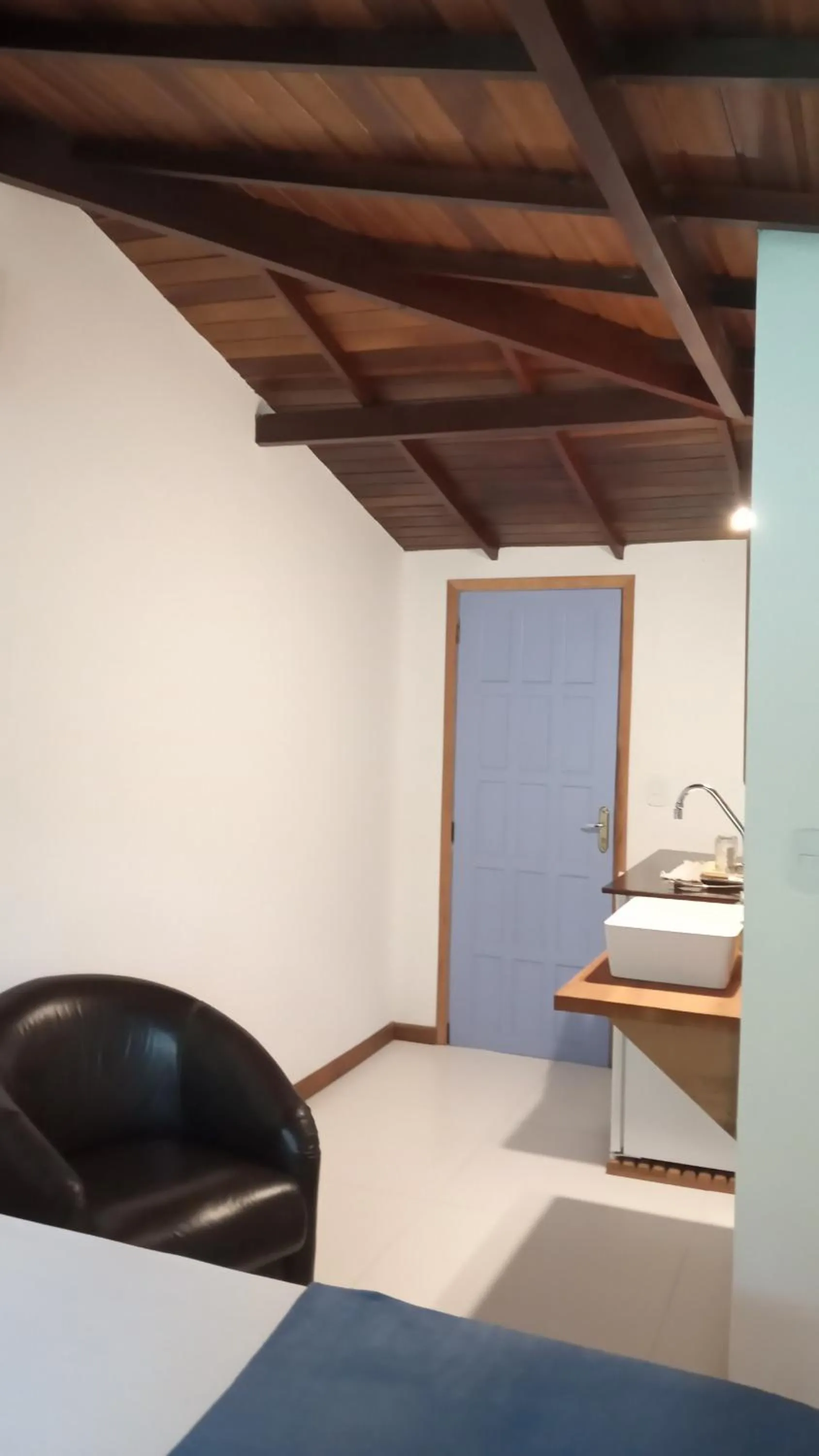 Photo of the whole room, Bed in Pitanga Ilha Grande
