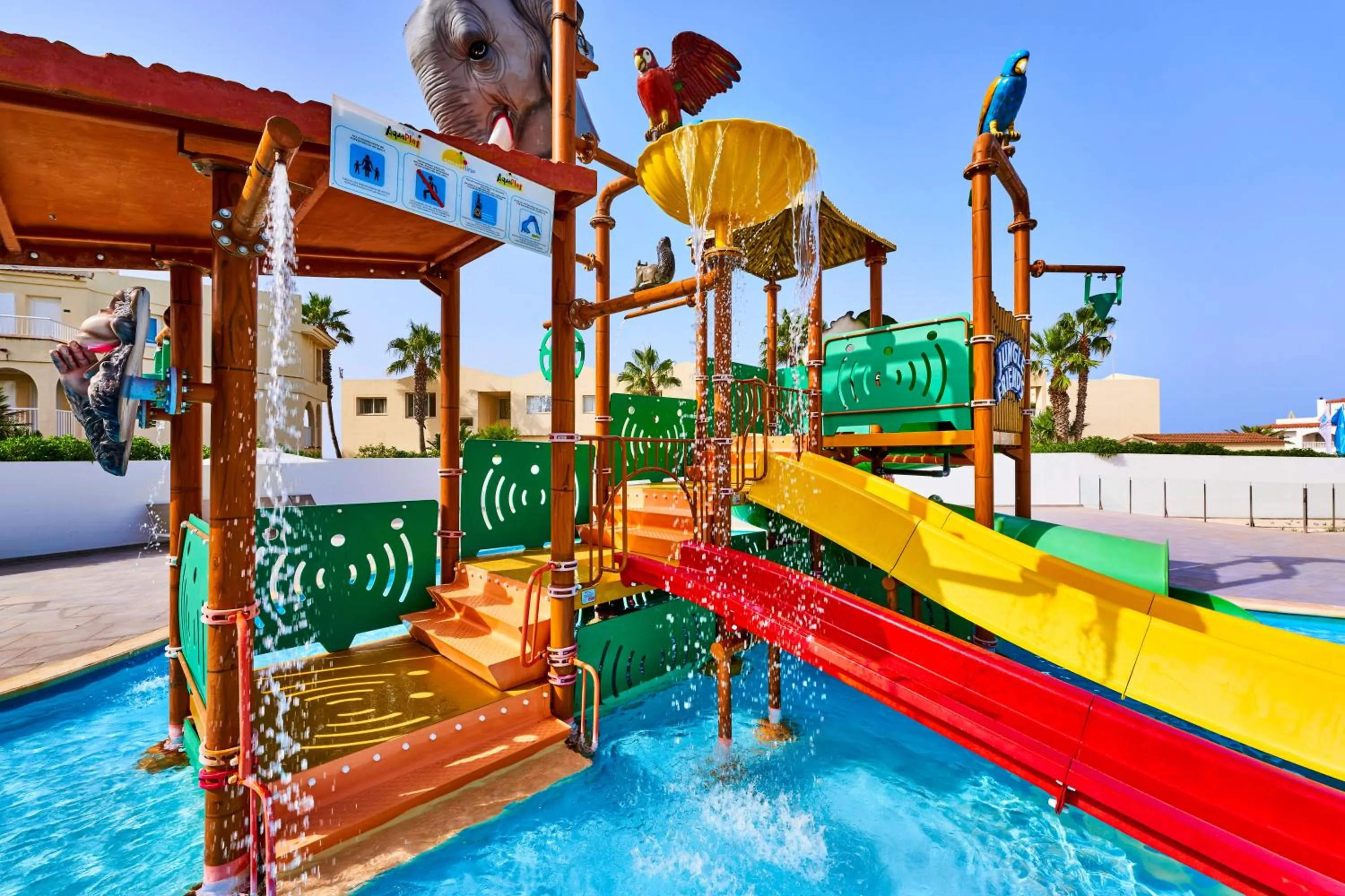 Swimming pool in Globales Cala'n Bosch